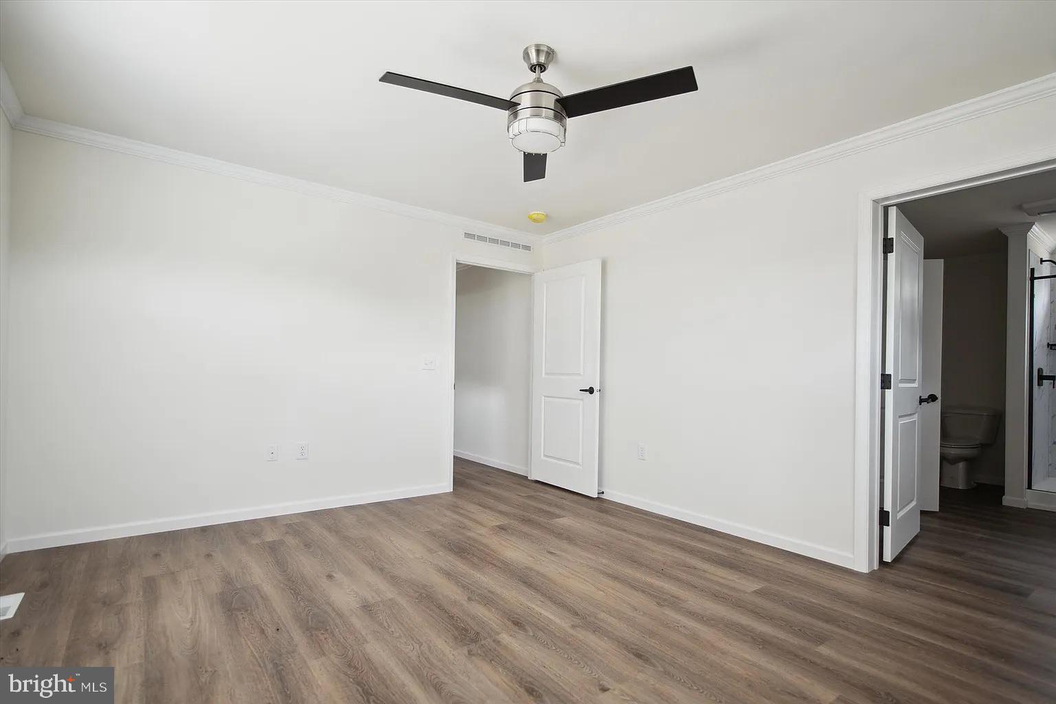 CINNAMON WOODS - Residential