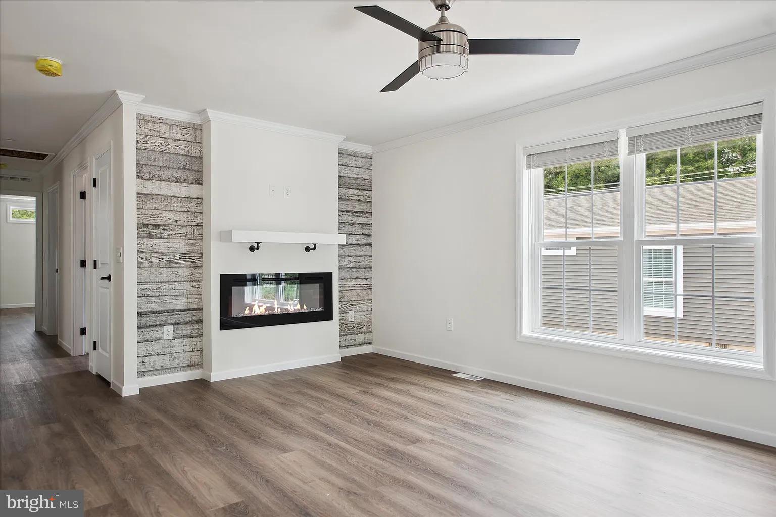 CINNAMON WOODS - Residential