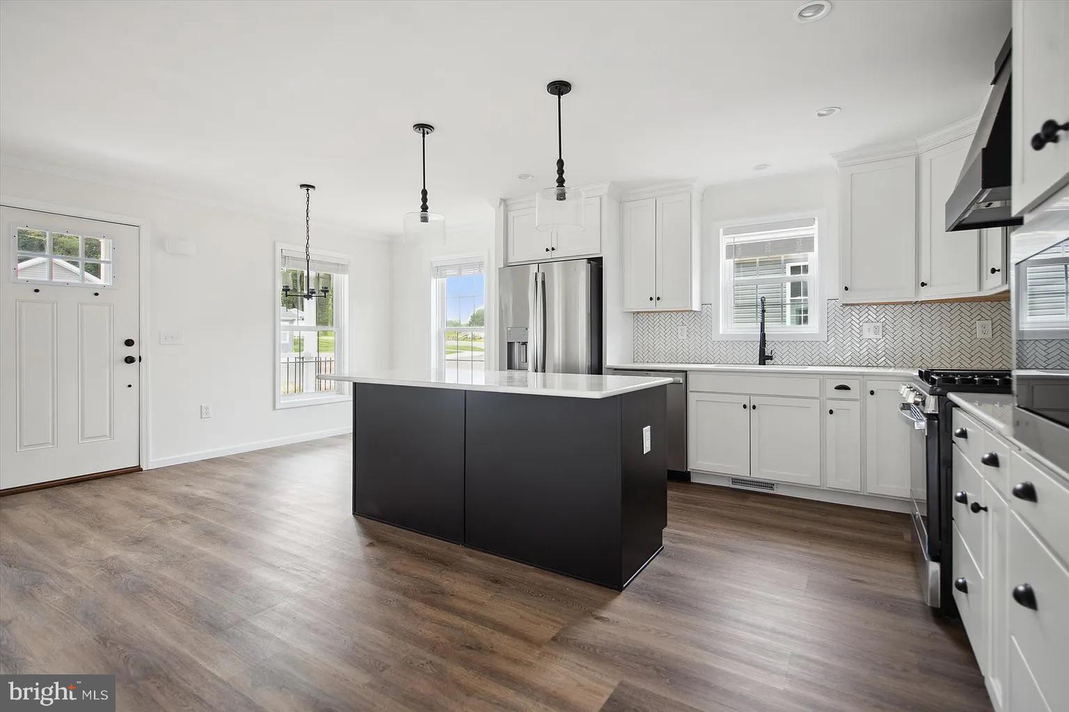 CINNAMON WOODS - Residential