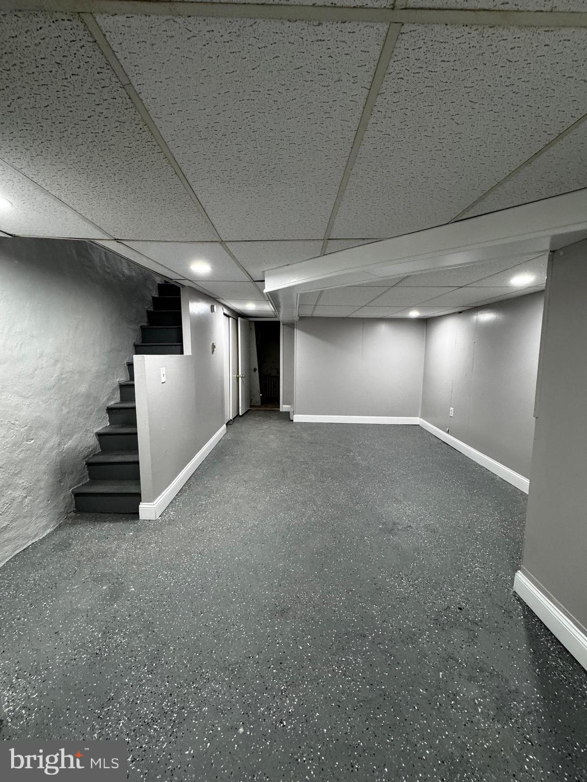 ELMWOOD PARK - Residential Income