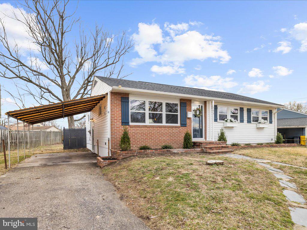 COUNTRY CLUB ESTATES - Residential