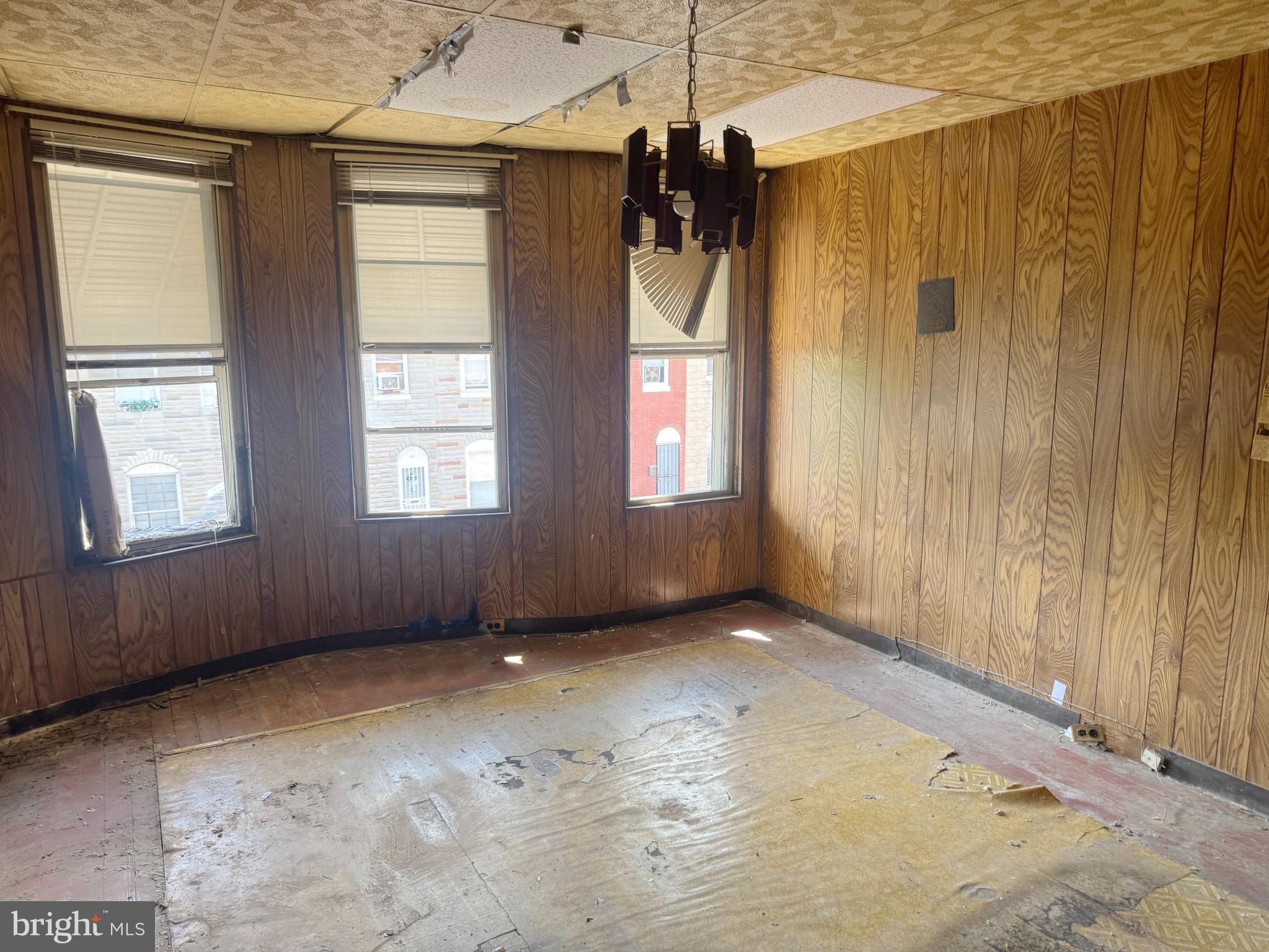 MIDTOWN EDMONDSON - Residential