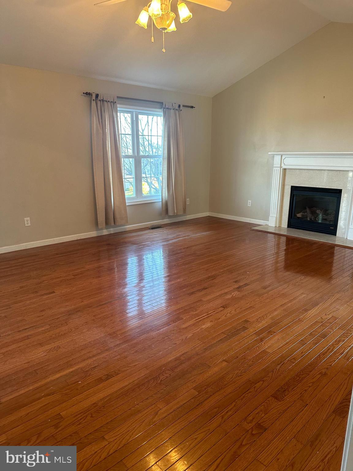 PARK MANOR ESTATE - Residential Lease