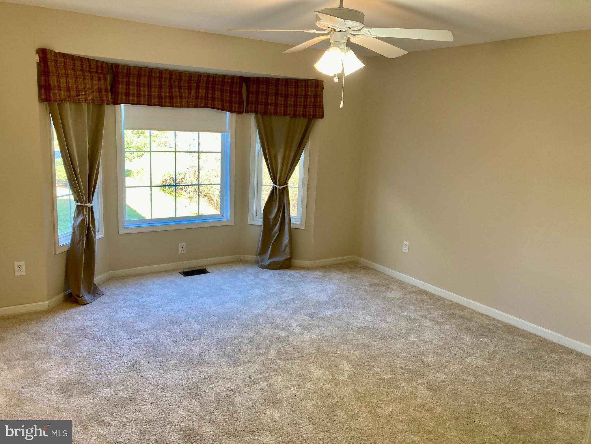 PARK MANOR ESTATE - Residential Lease