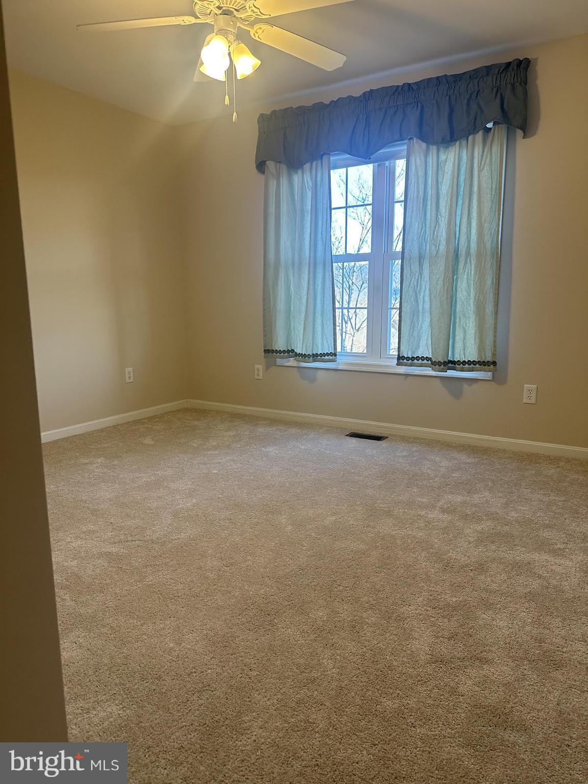 PARK MANOR ESTATE - Residential Lease