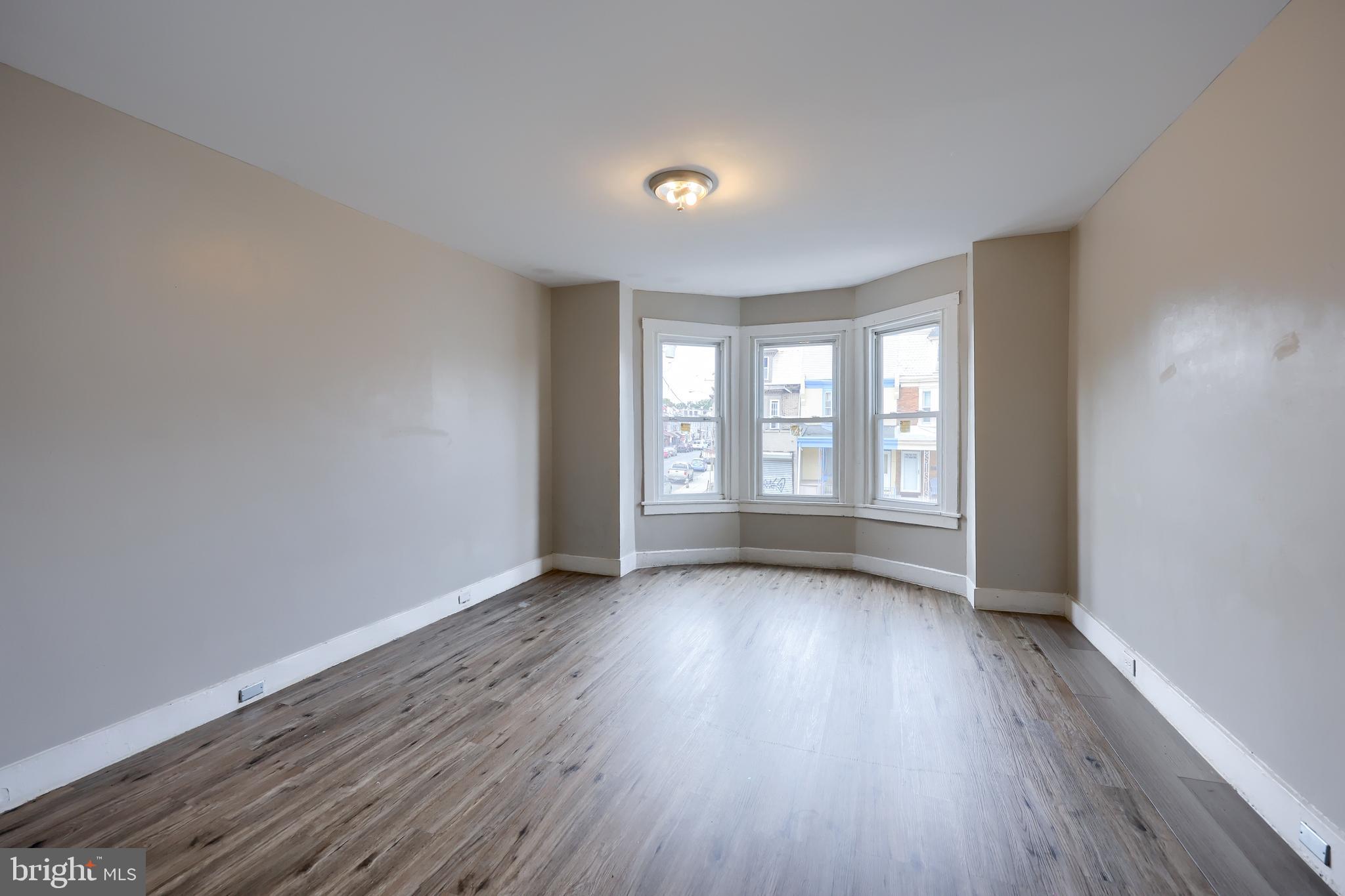 NORTHWEST READING - Residential