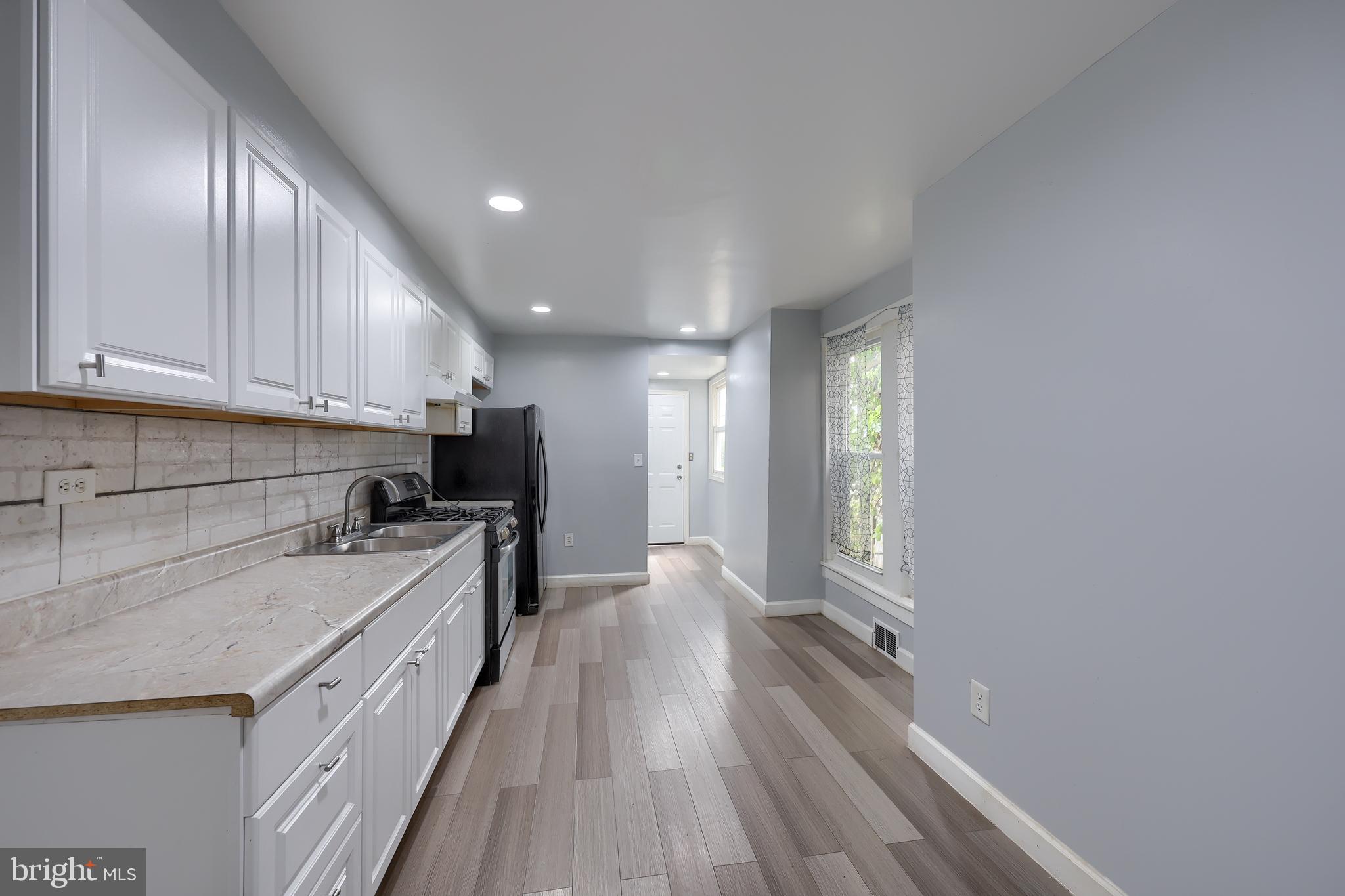 NORTHWEST READING - Residential