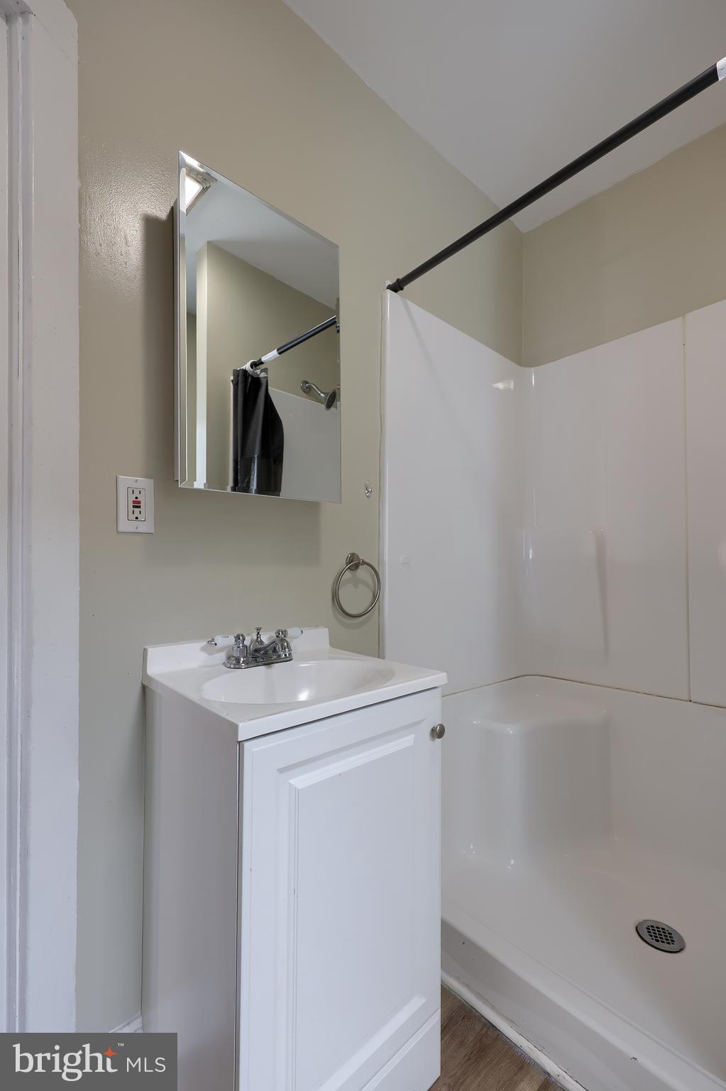 NORTHWEST READING - Residential