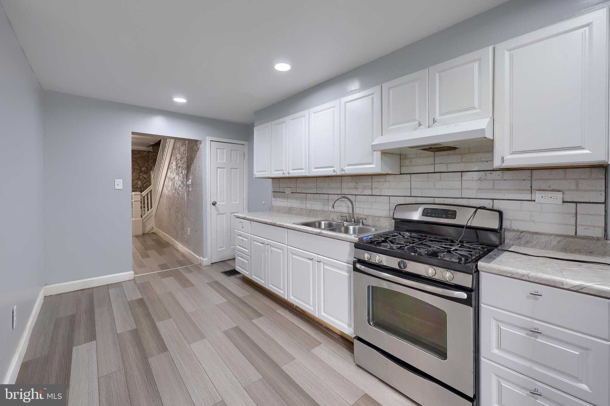 NORTHWEST READING - Residential