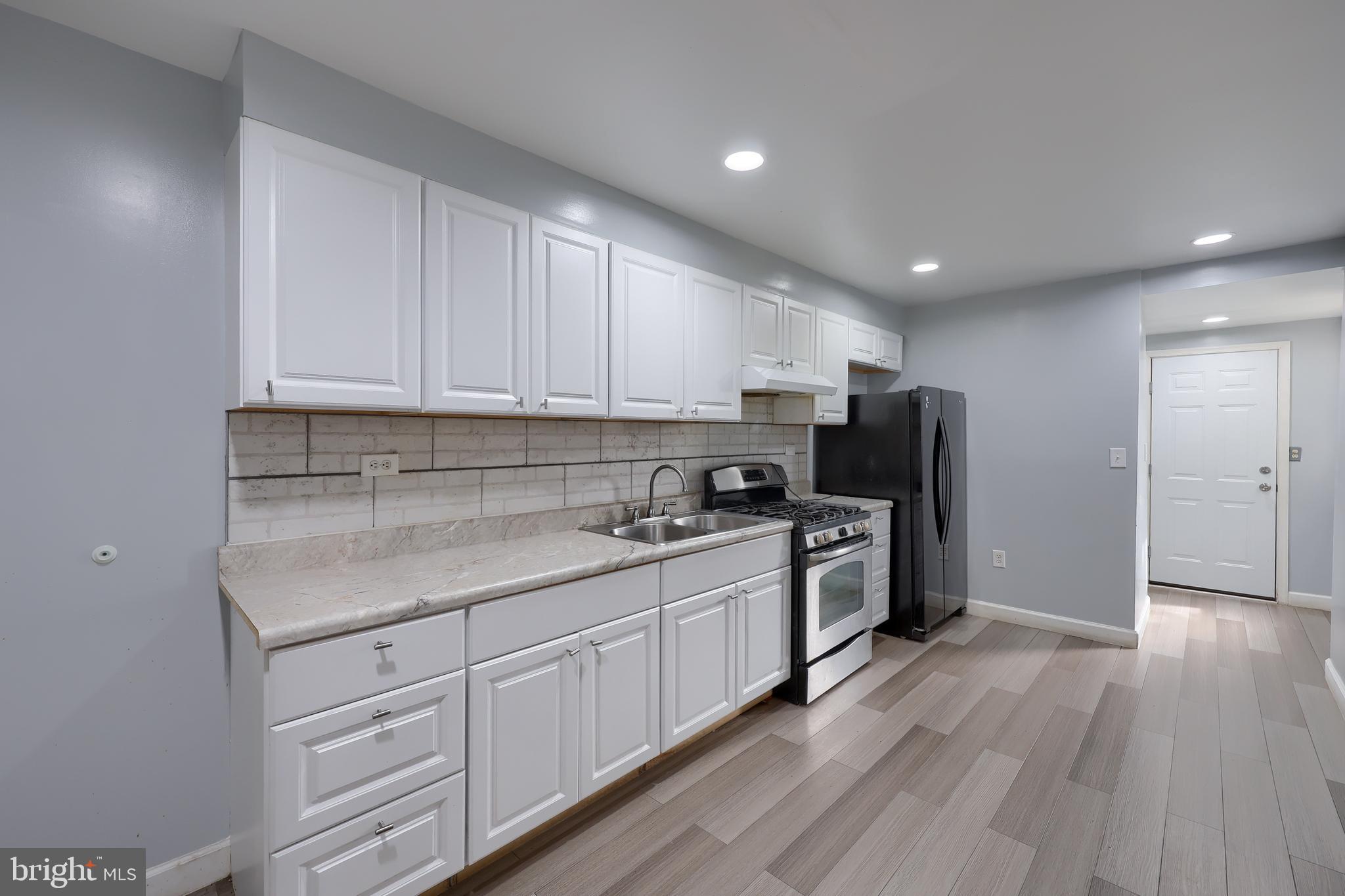 NORTHWEST READING - Residential