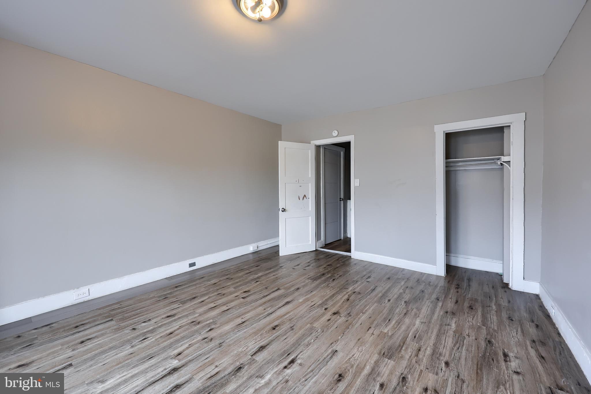 NORTHWEST READING - Residential