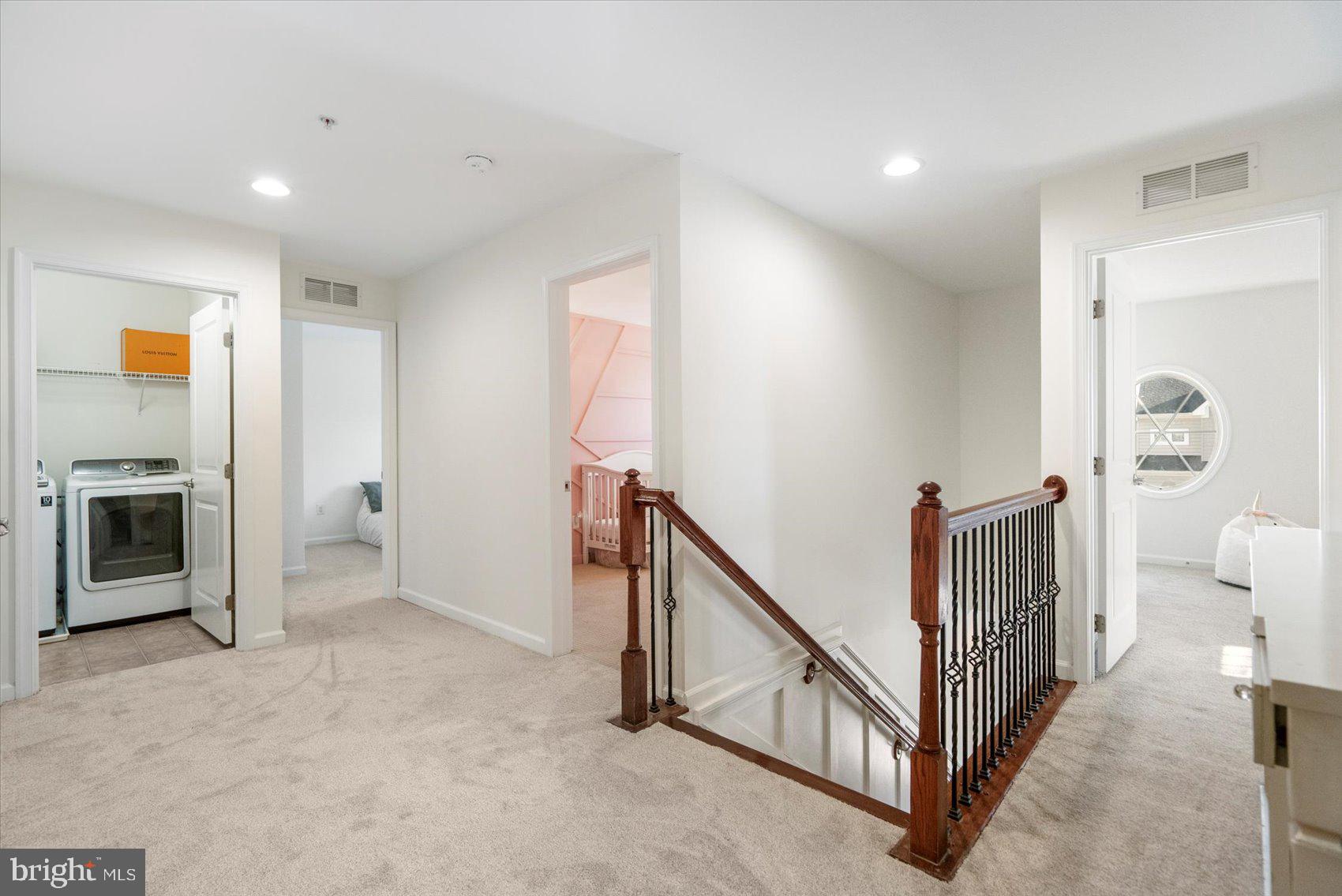 FIELDCREST - Residential