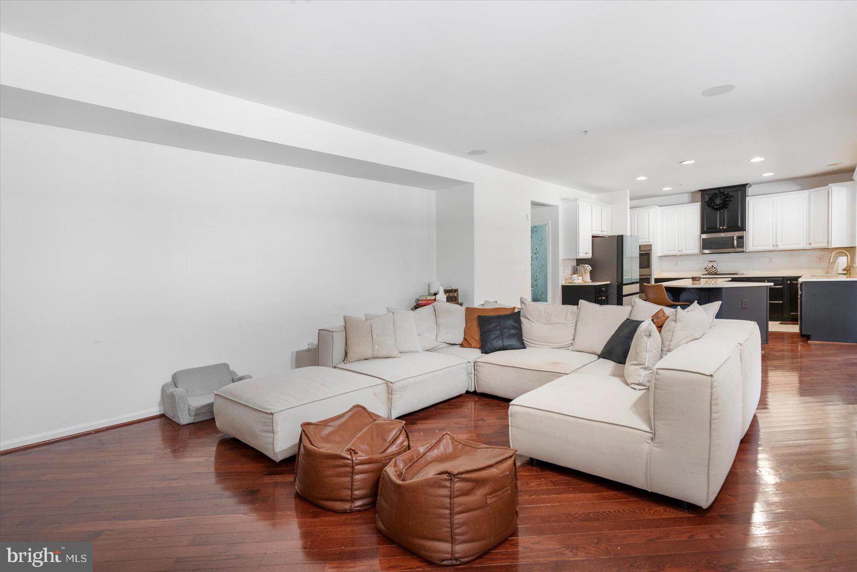 FIELDCREST - Residential