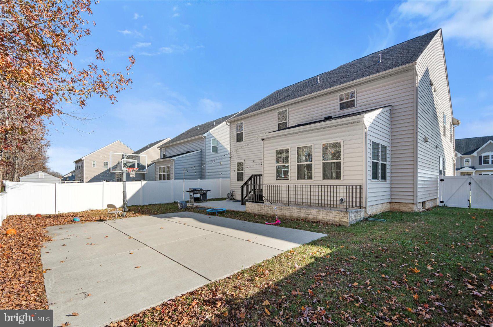 FIELDCREST - Residential