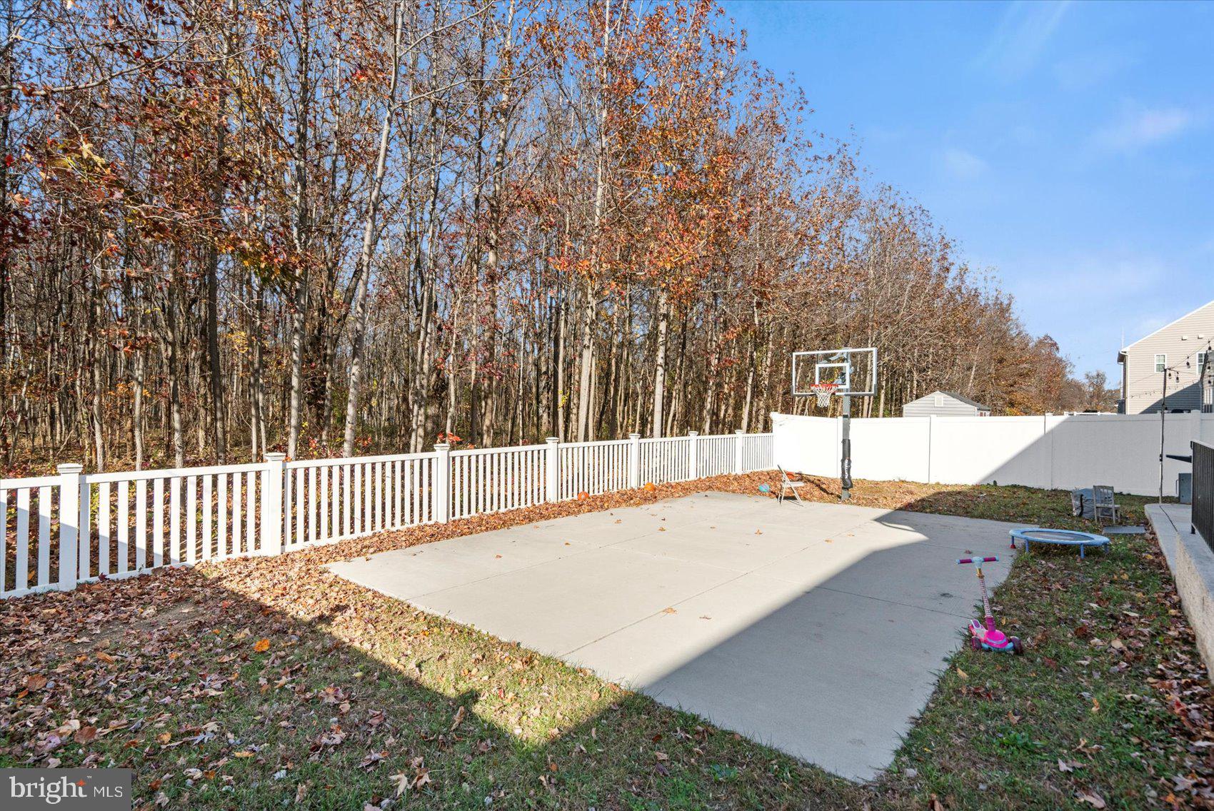 FIELDCREST - Residential