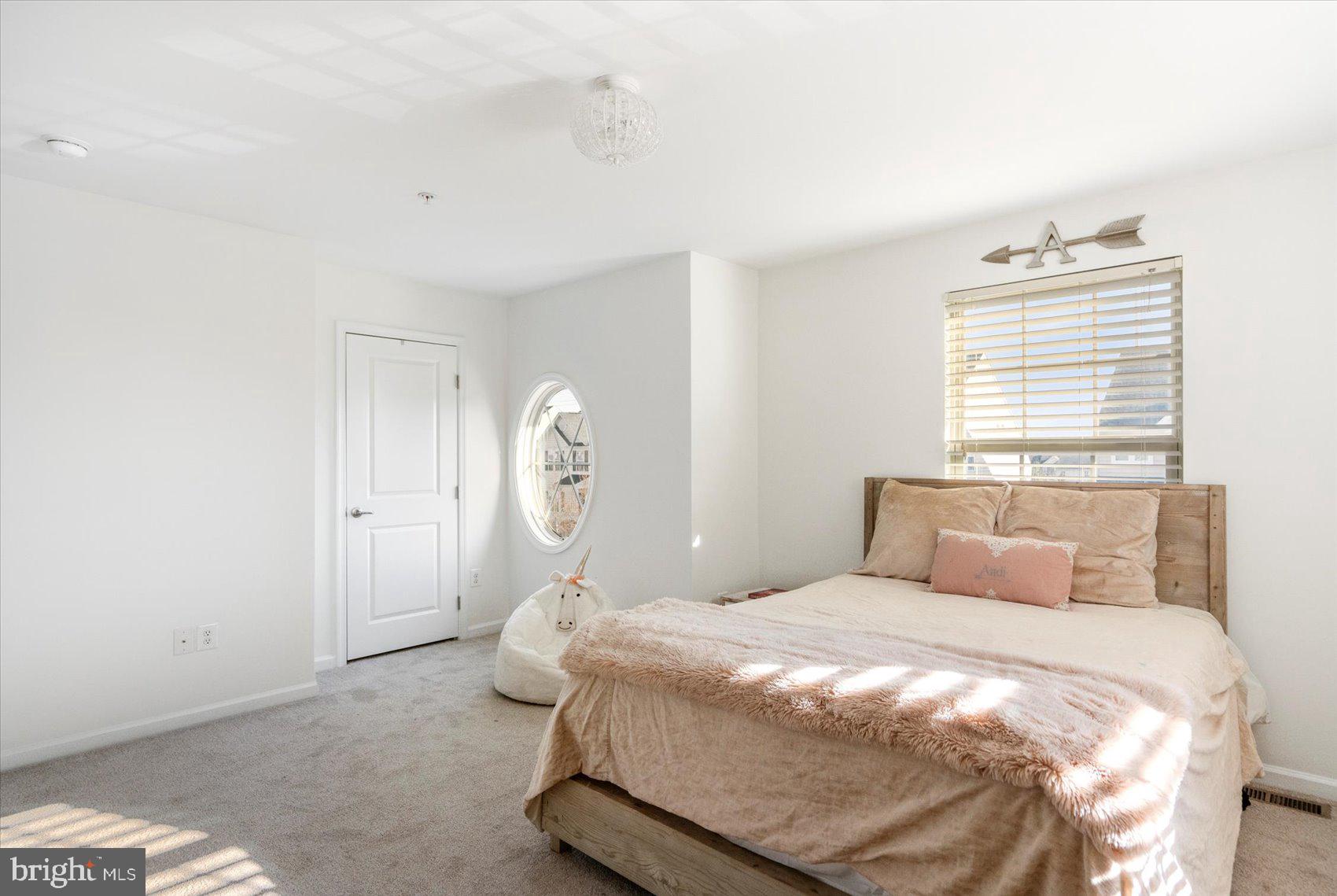 FIELDCREST - Residential