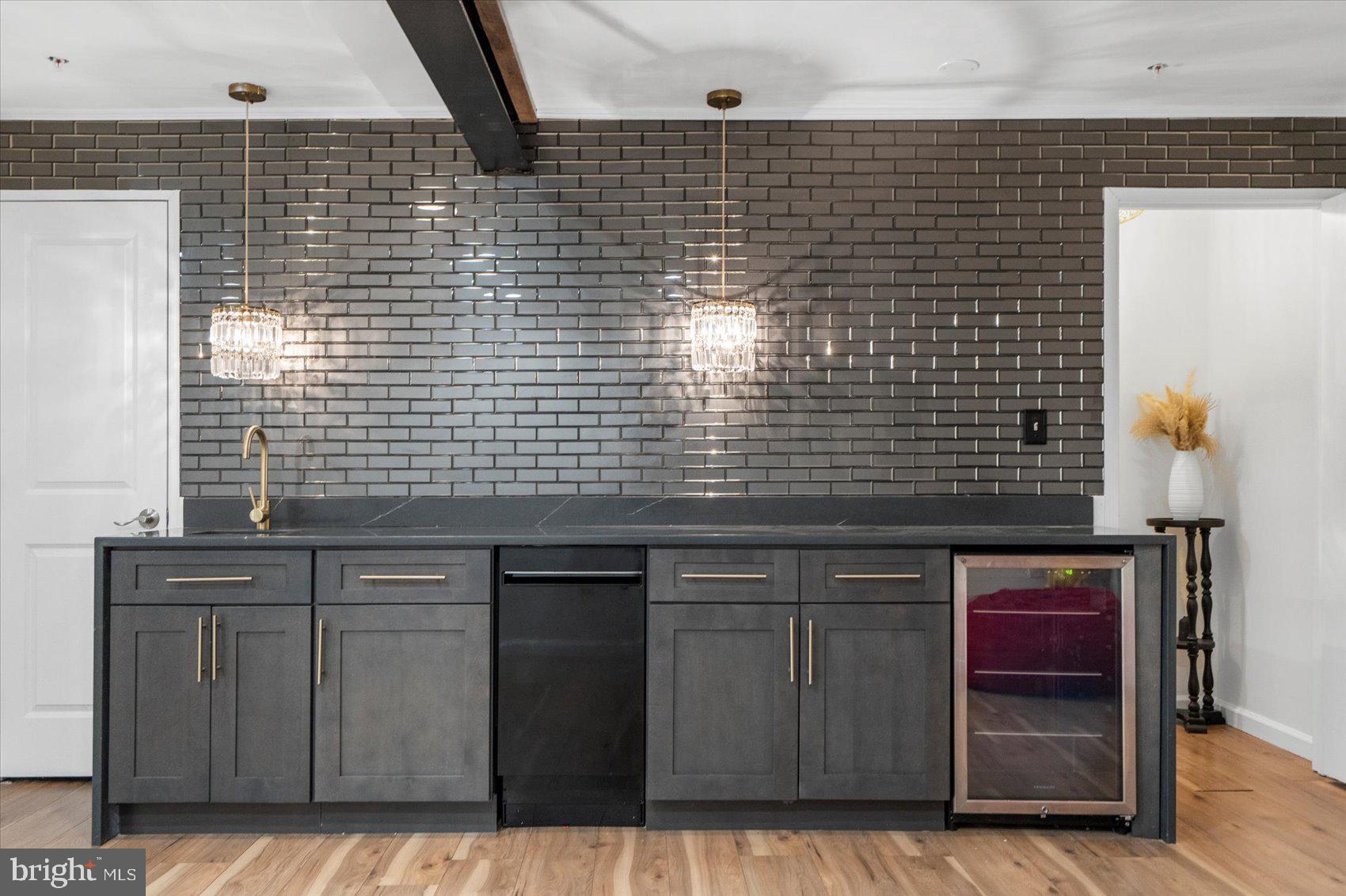 FIELDCREST - Residential