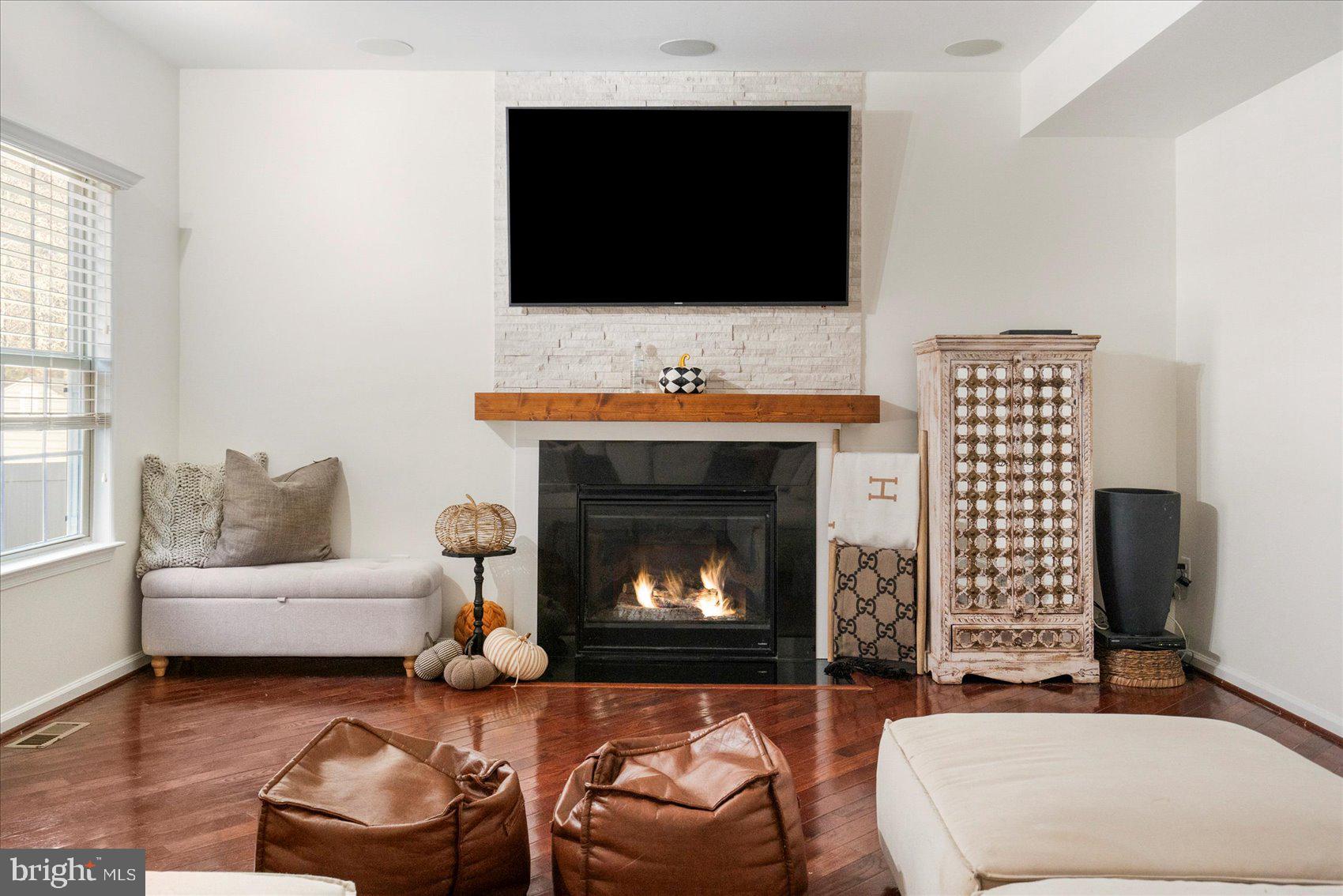 FIELDCREST - Residential