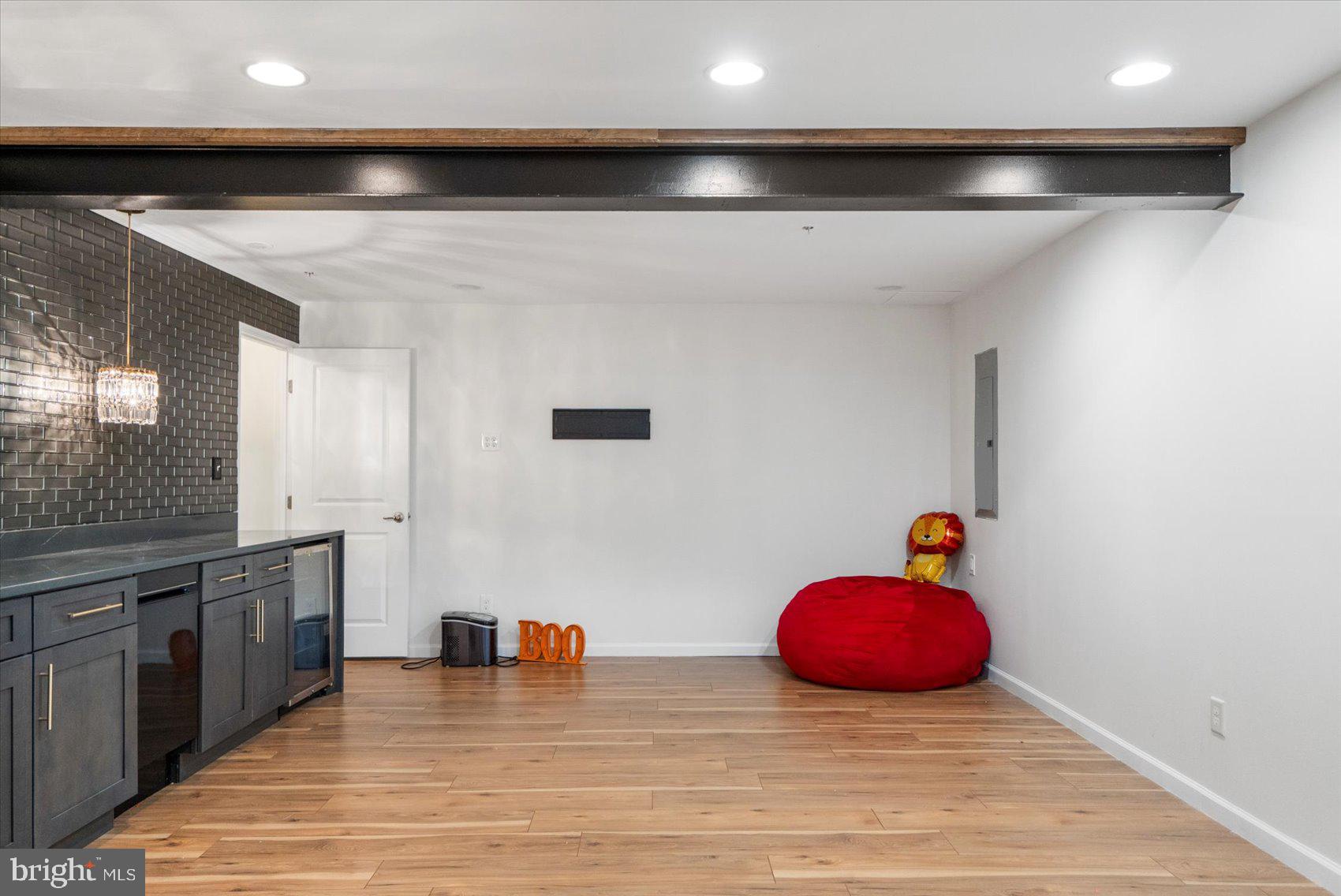 FIELDCREST - Residential