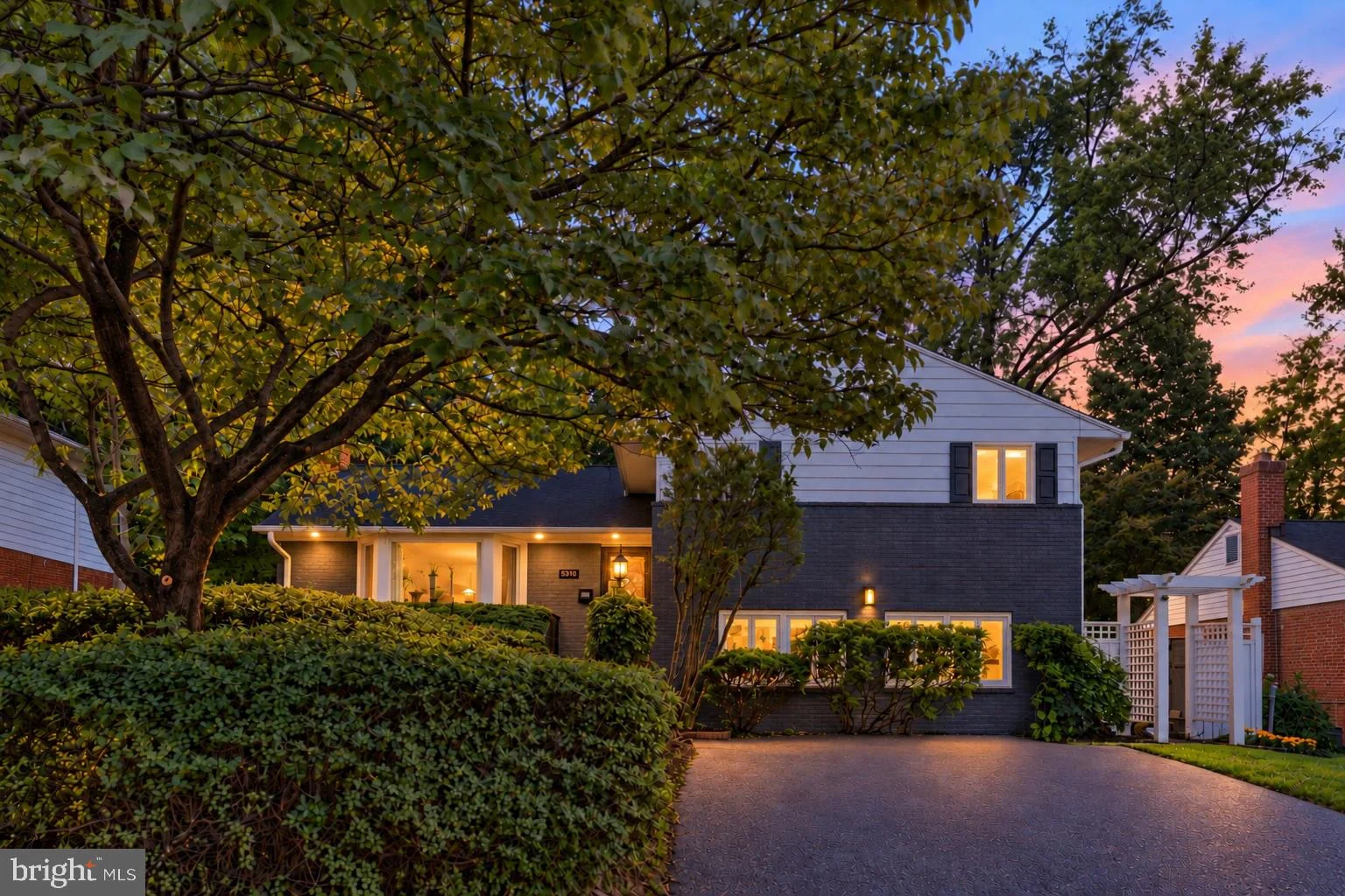 5910 Greentree Road, Bethesda, MD 20817