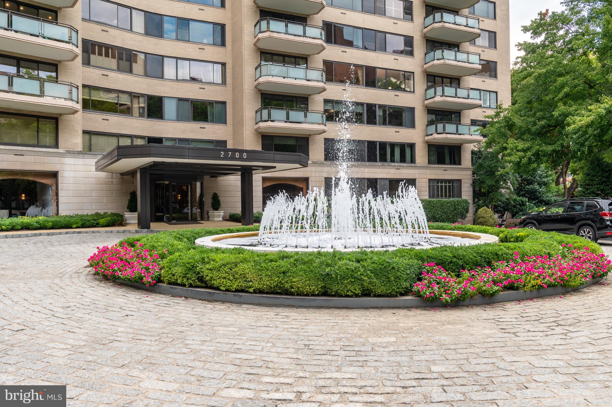 2700 CALVERT STREET NW 514