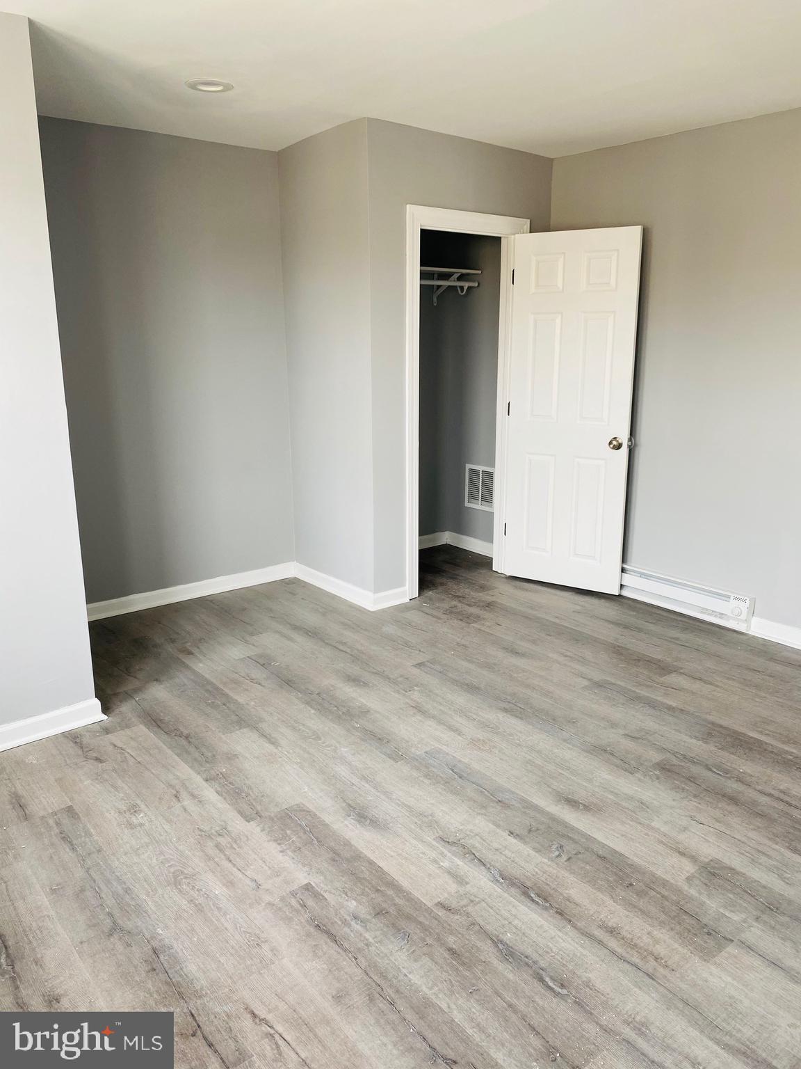 OLNEY - Residential Lease