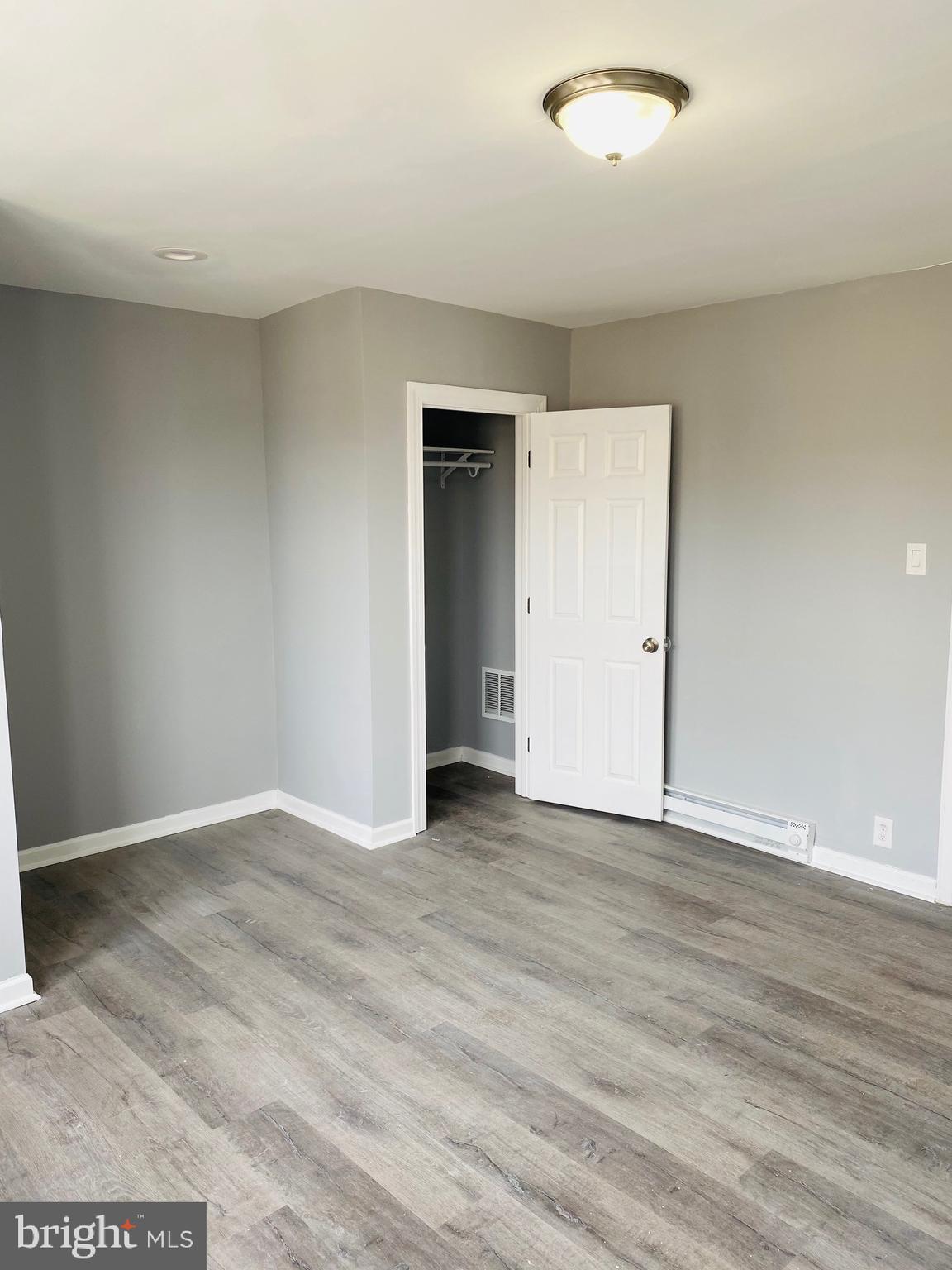 OLNEY - Residential Lease