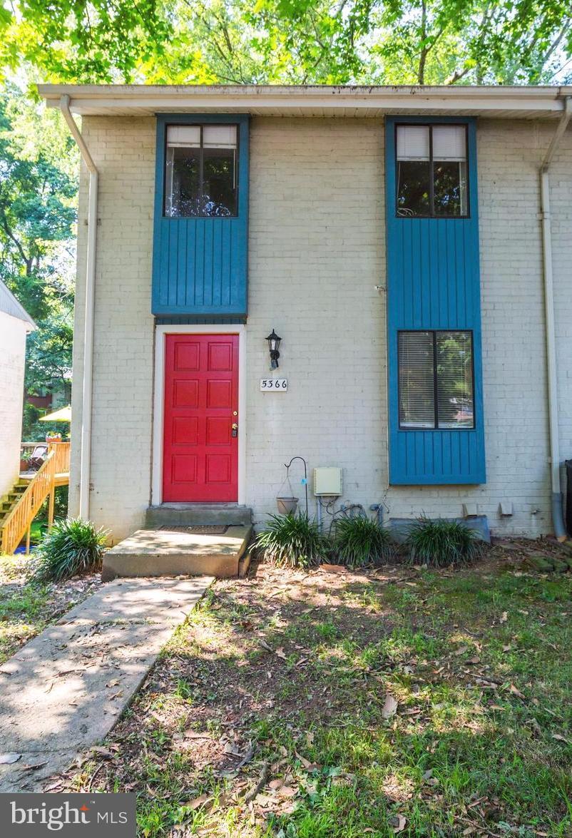 VILLAGE OF HARPERS CHOICE - Residential