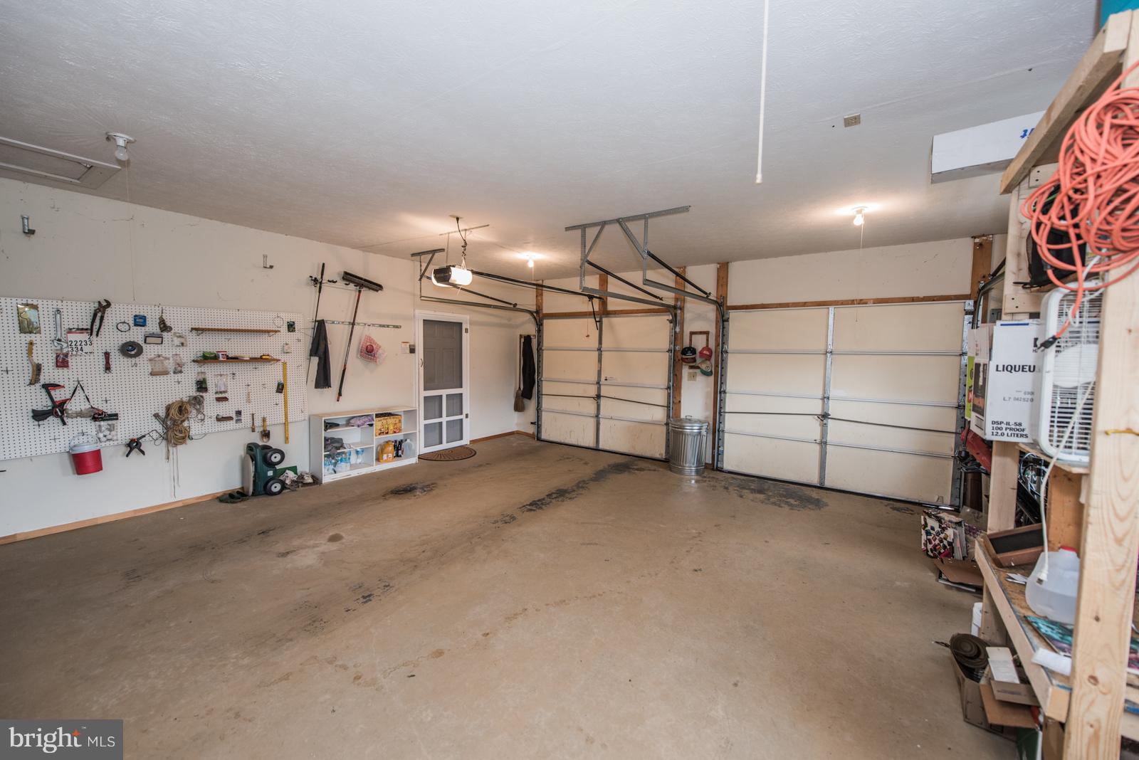 PLEASANT VALLEY FARMS - Residential