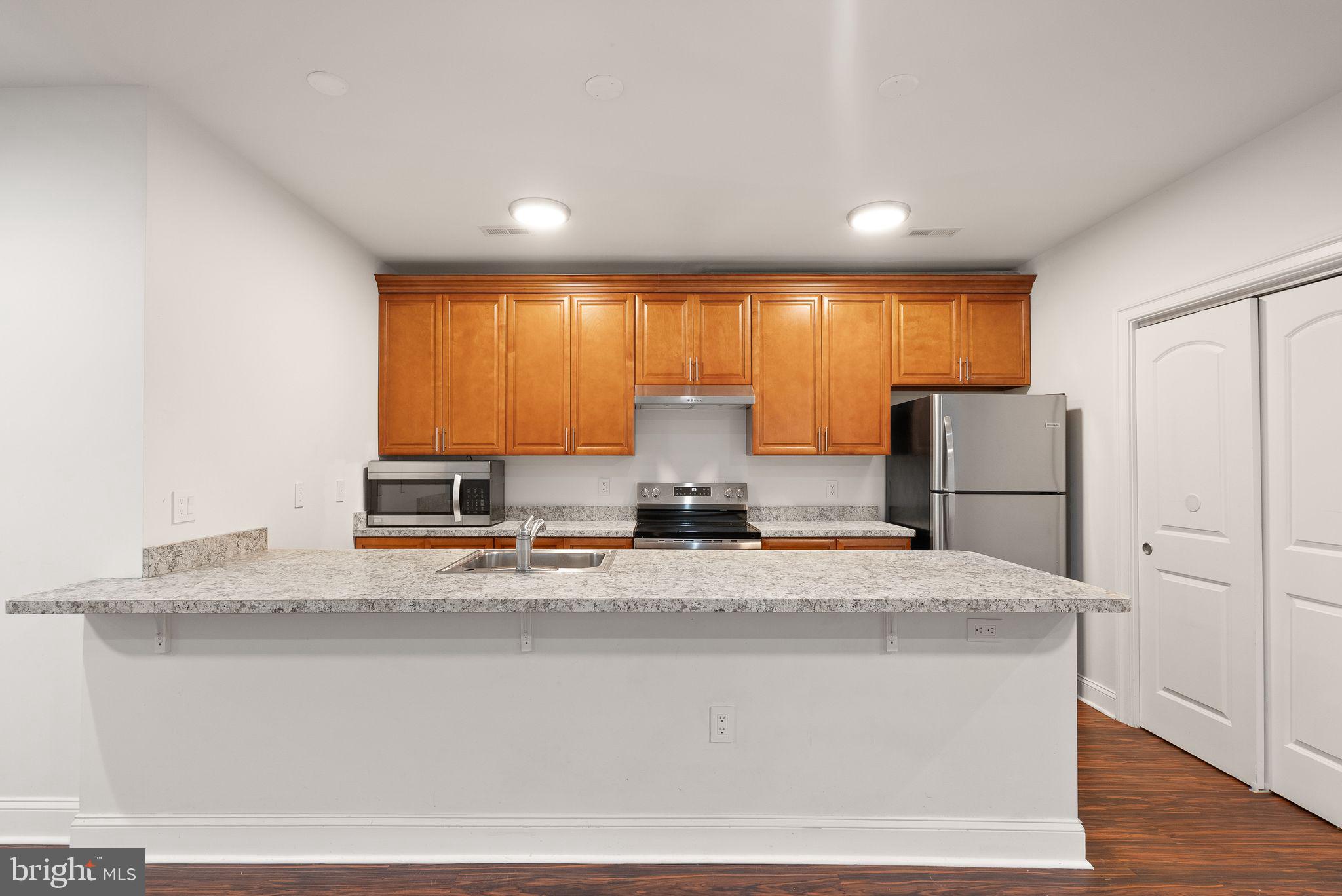 FAIRDALE - Residential Lease