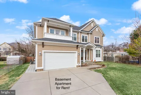 7202 Pine Drive Unit BASEMENT, Annandale, VA MLS: VAFX2283878