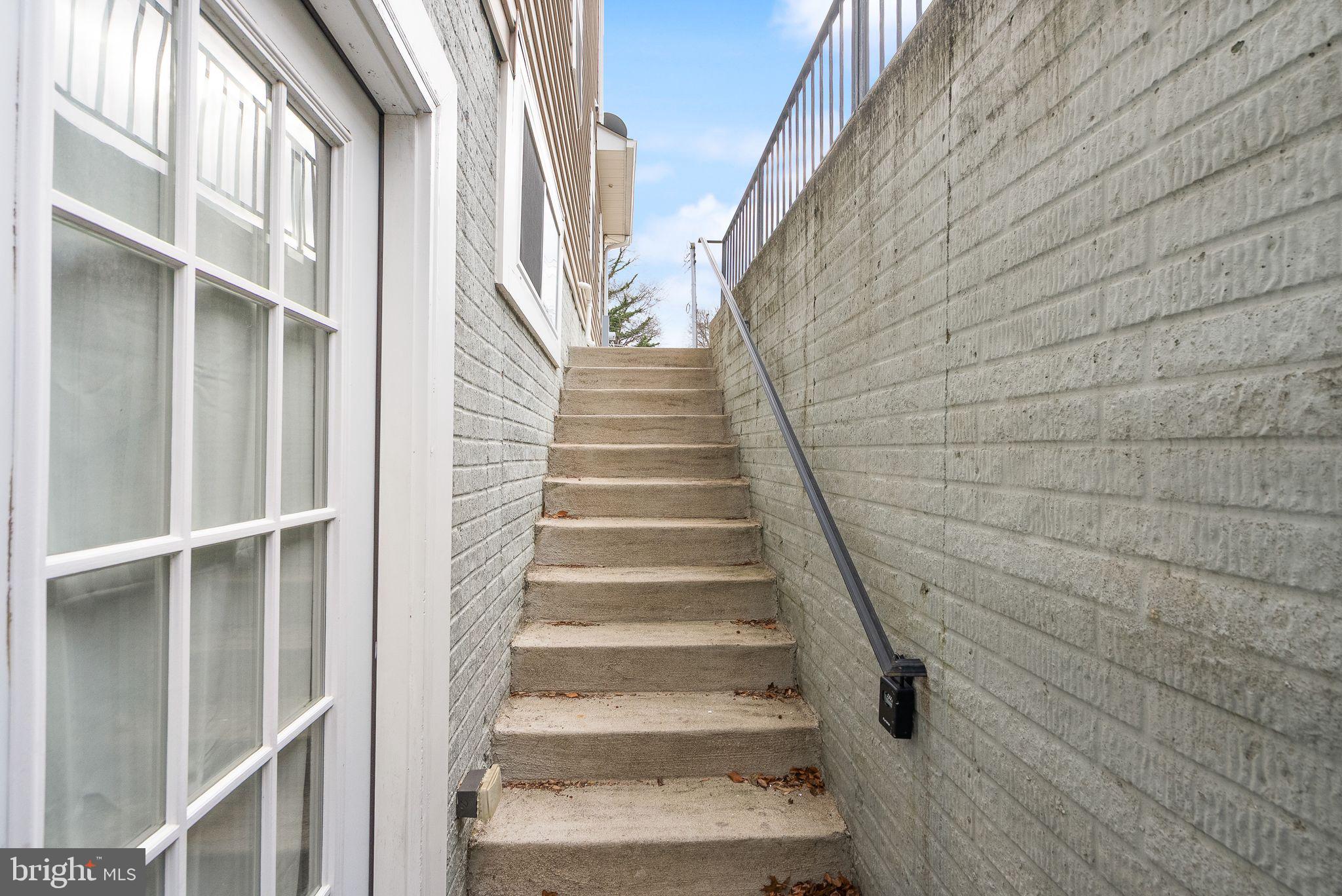 FAIRDALE - Residential Lease