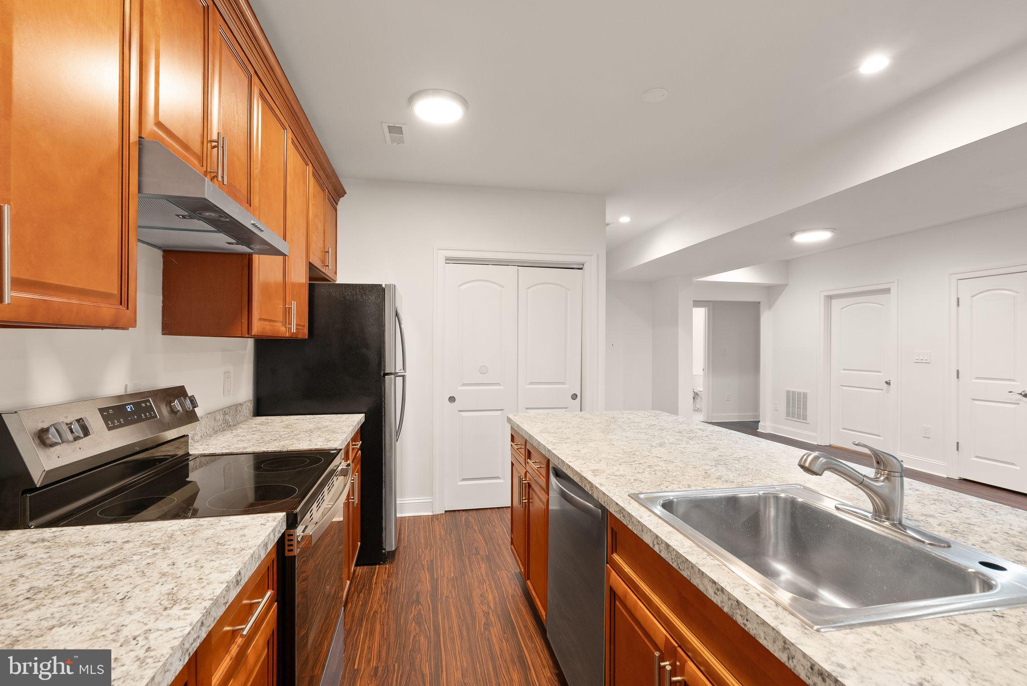 FAIRDALE - Residential Lease