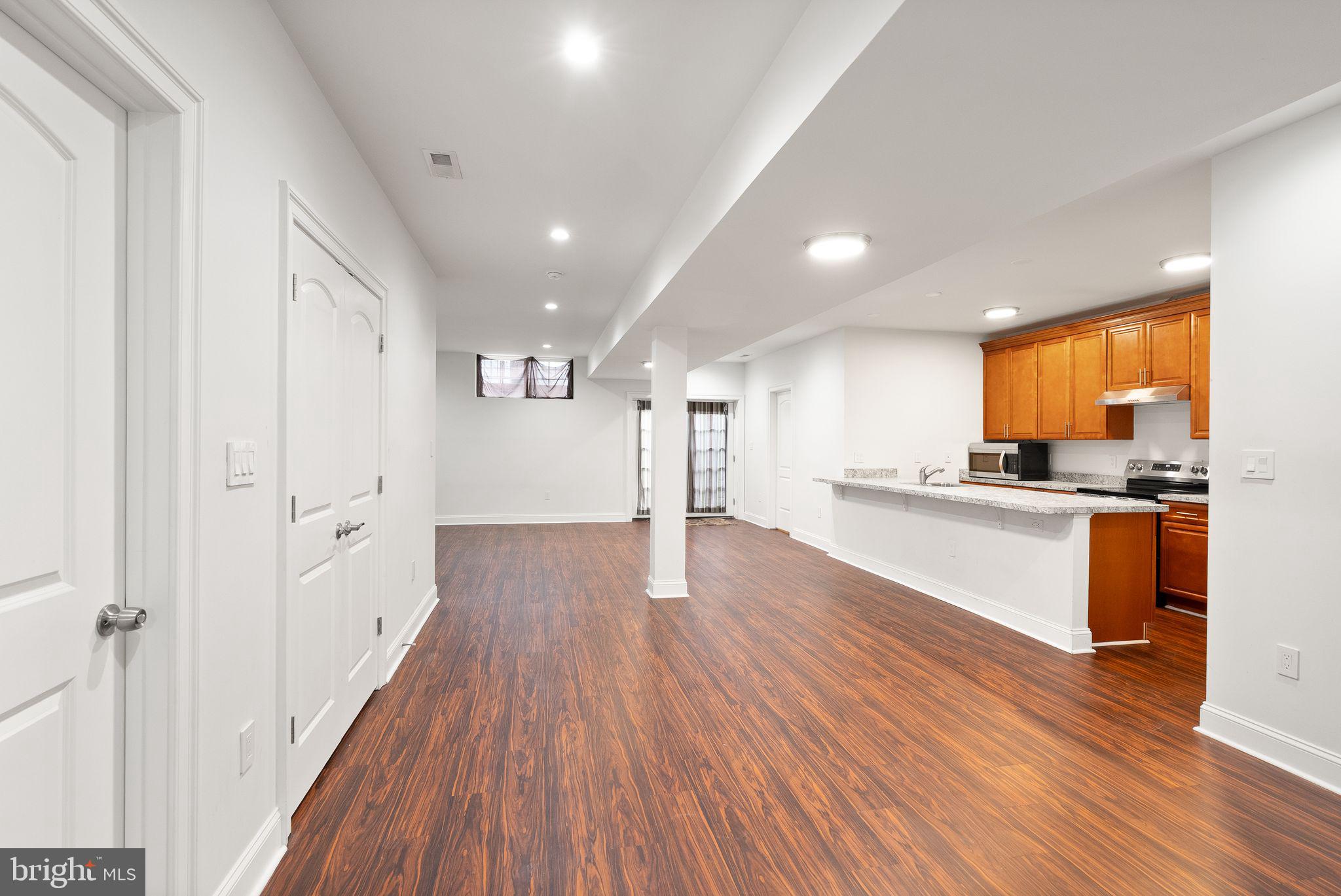 FAIRDALE - Residential Lease