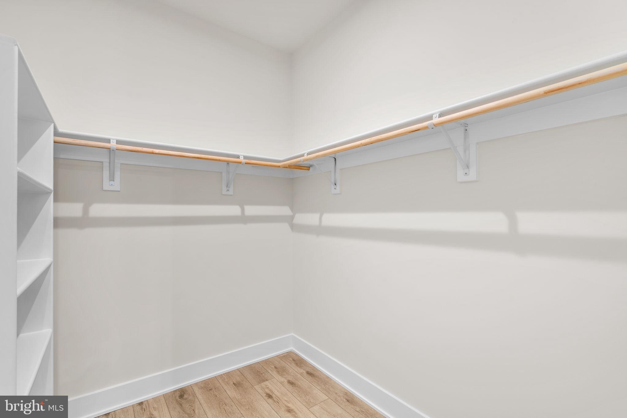 HIATT POINTE AT SNOWDEN BRIDGE - Residential