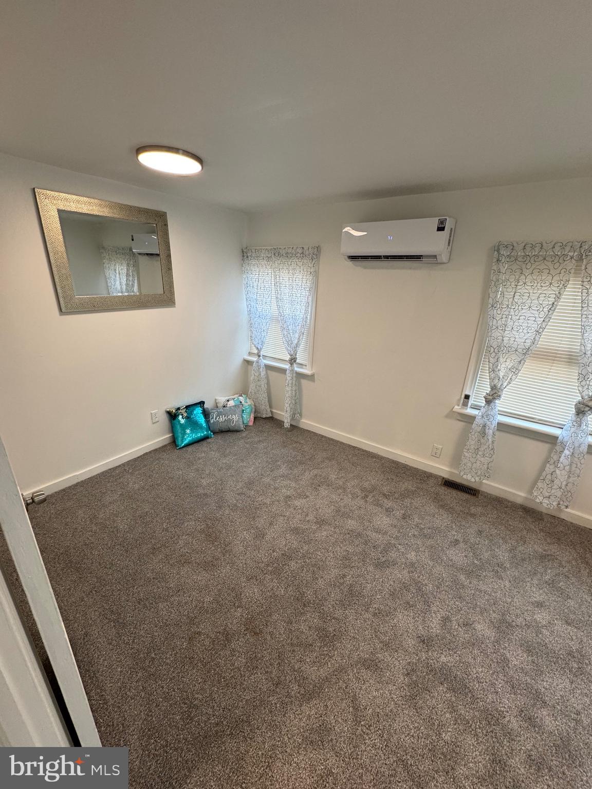 HARRISBURG CITY - Residential