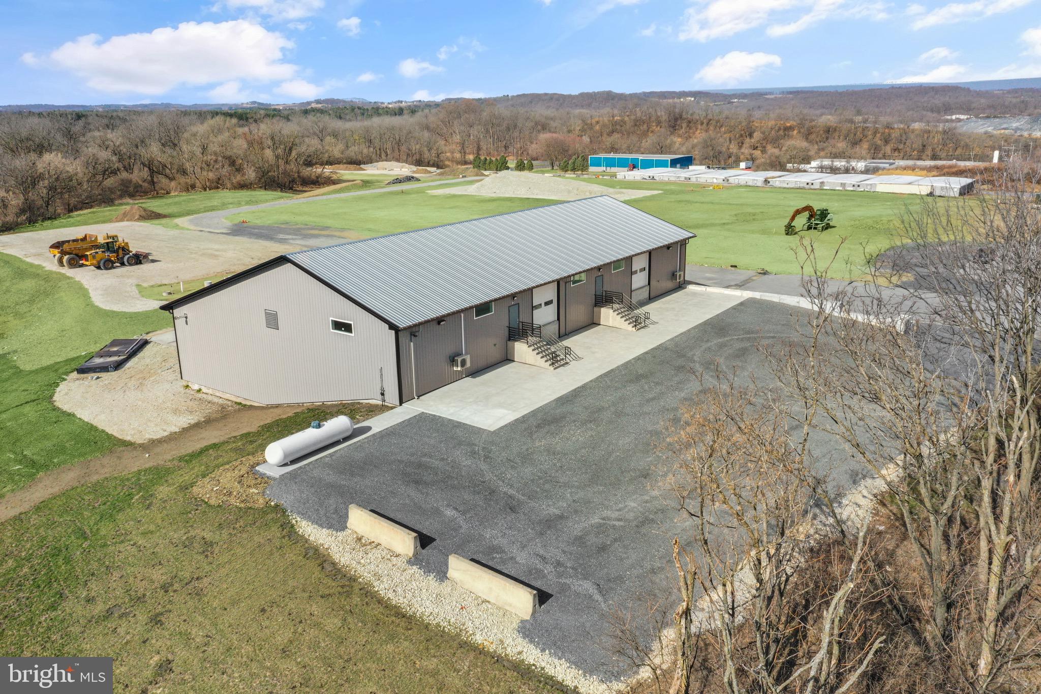 1300 MAIDENCREEK ROAD