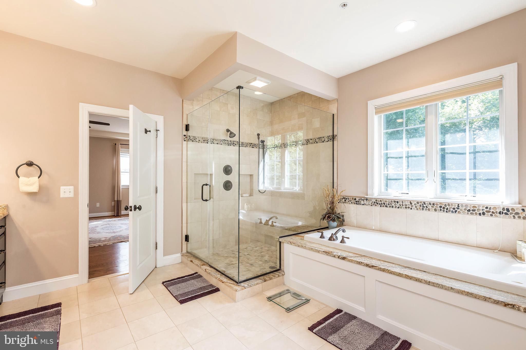 OAKMONT - Residential