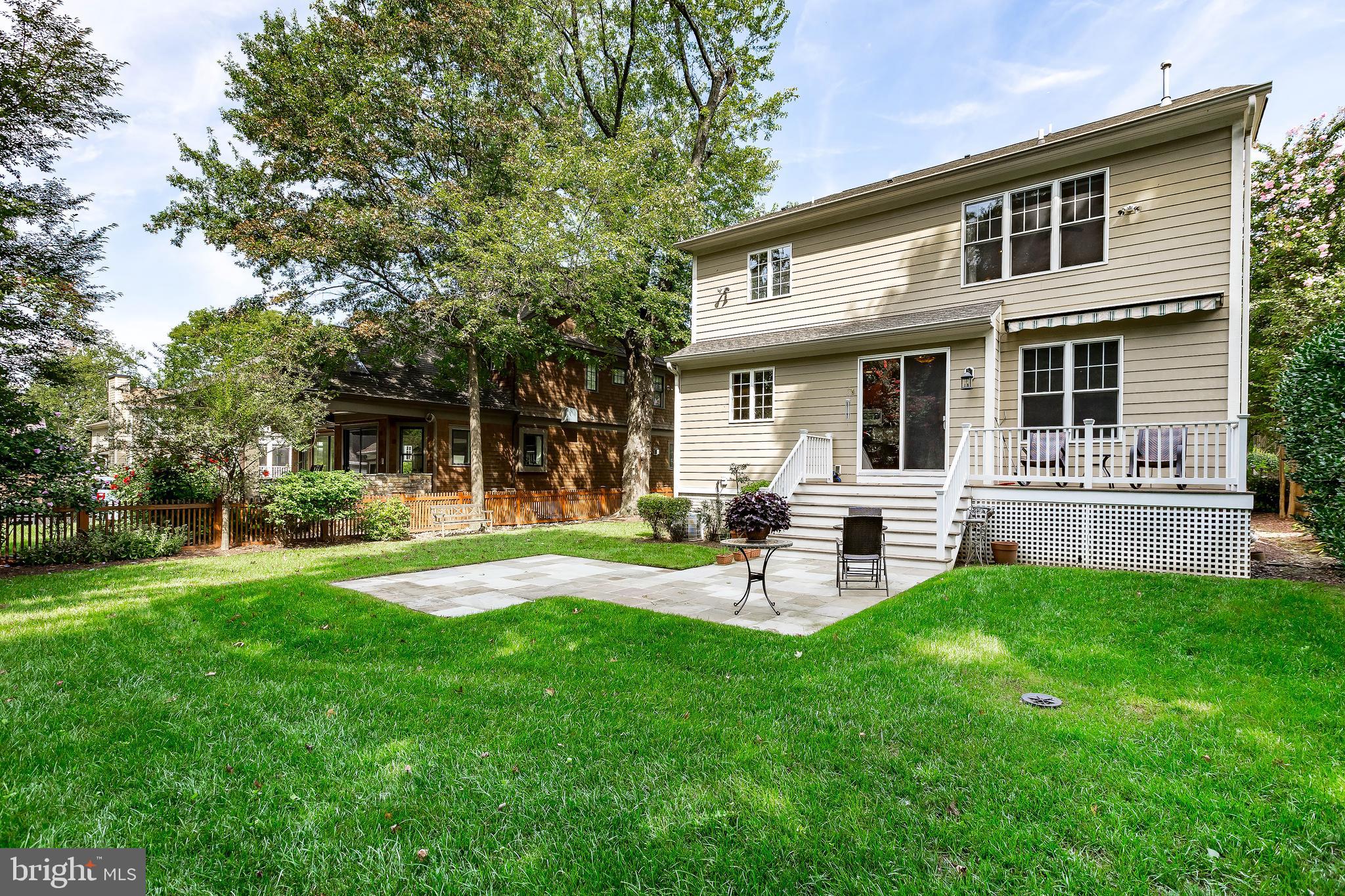 OAKMONT - Residential