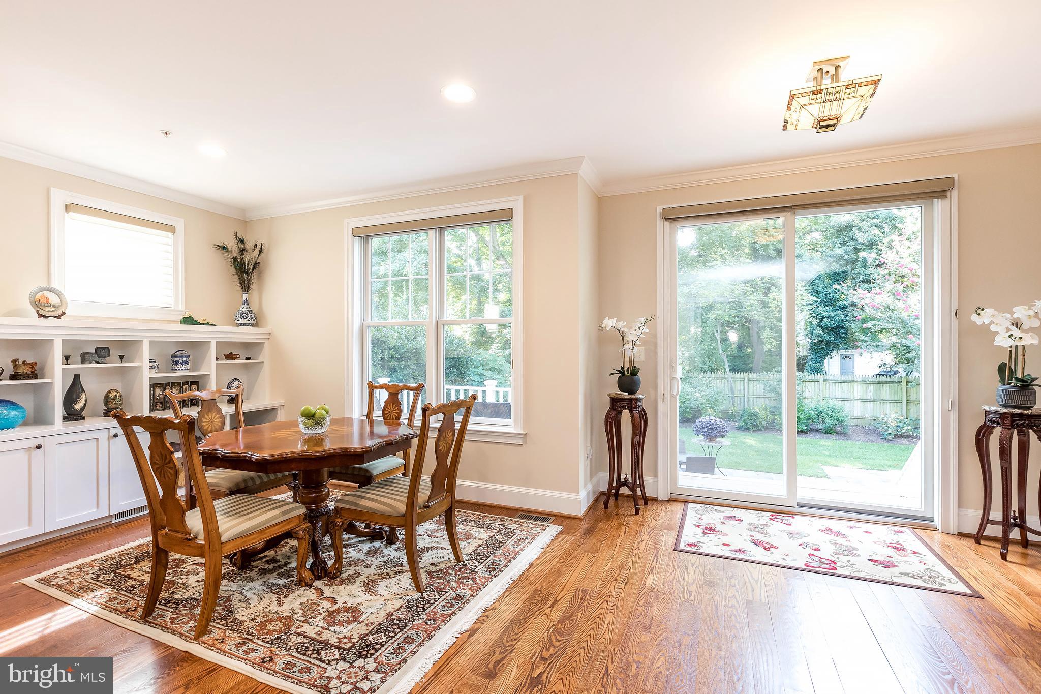 OAKMONT - Residential