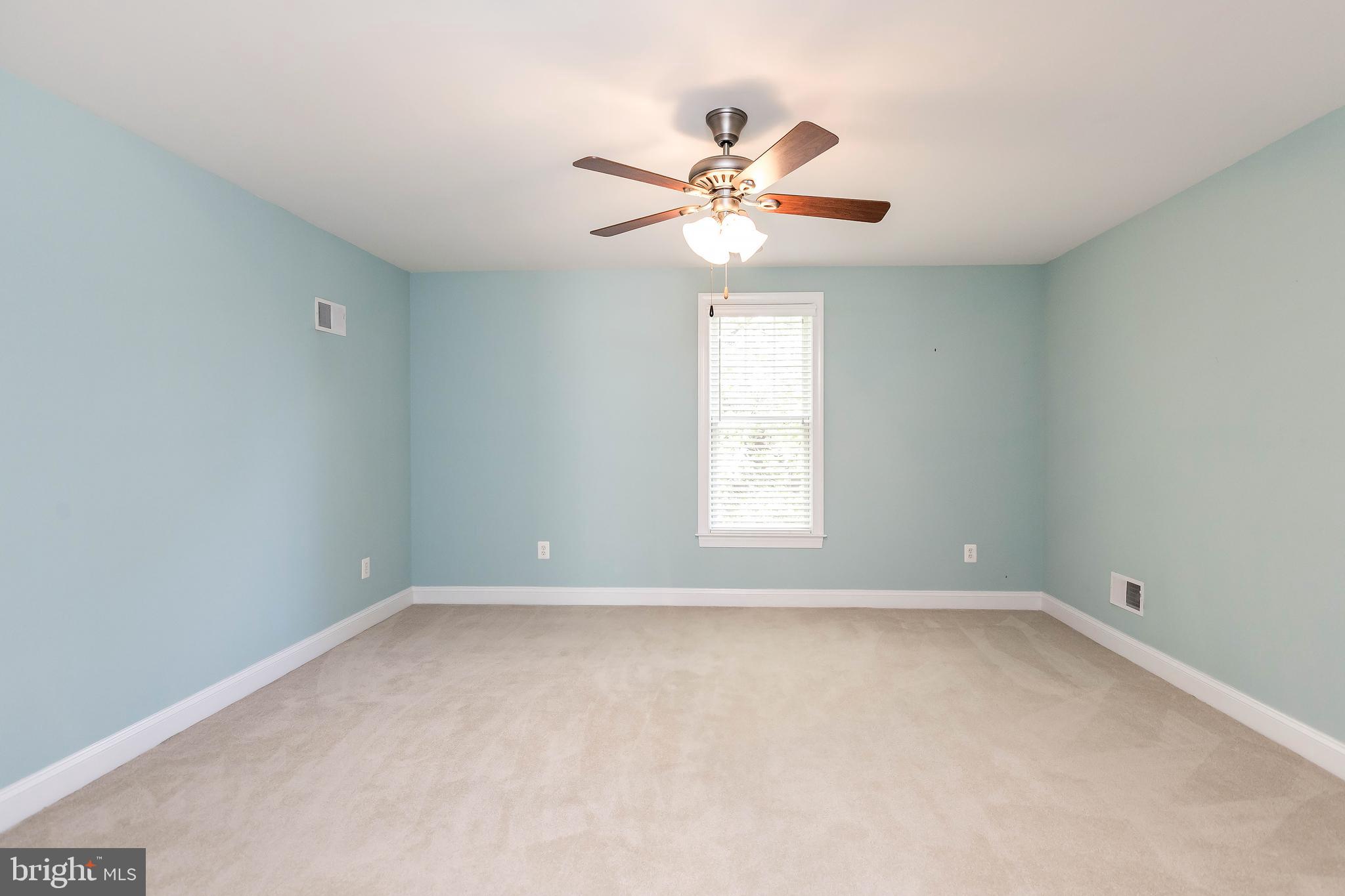 OAKMONT - Residential