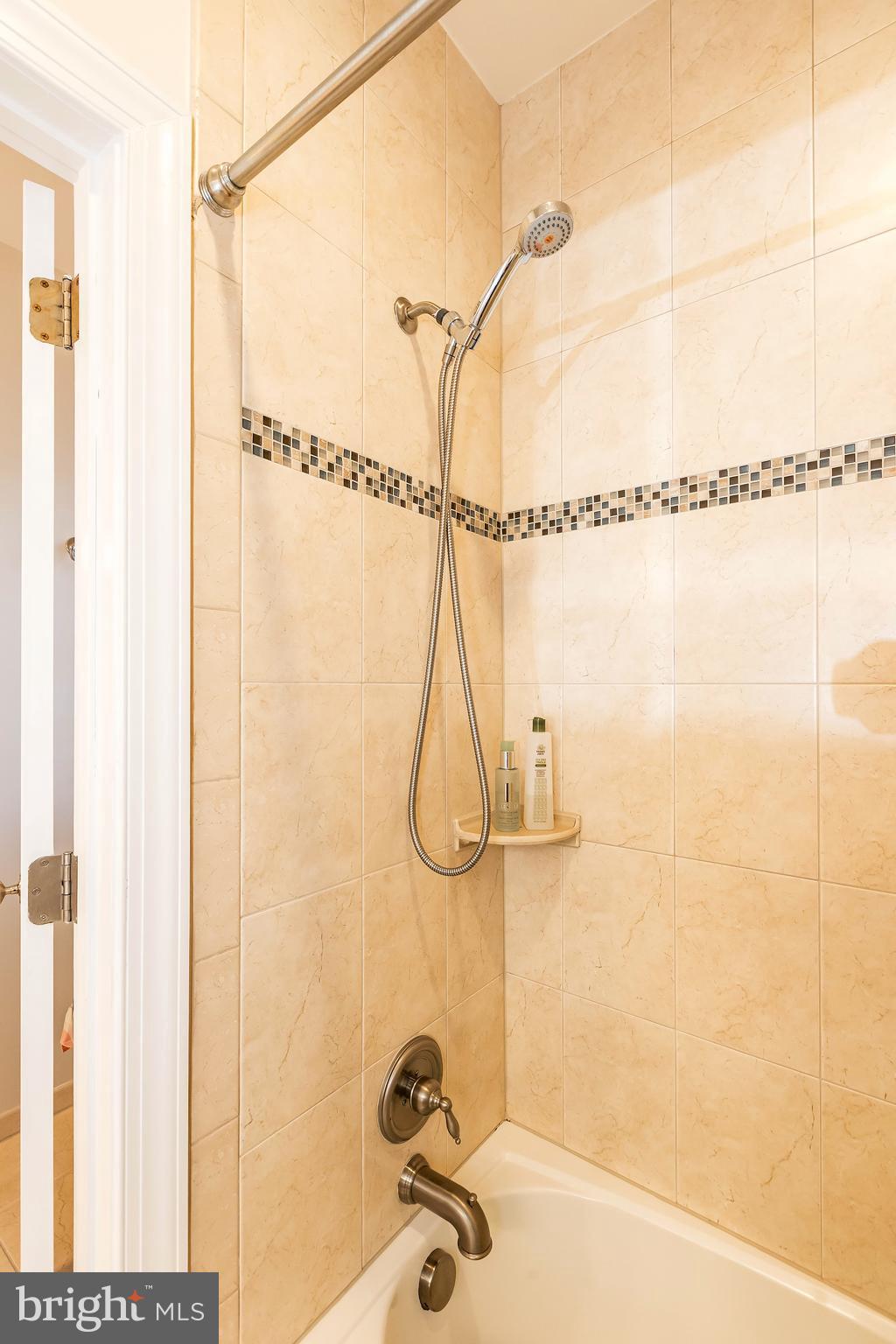 OAKMONT - Residential