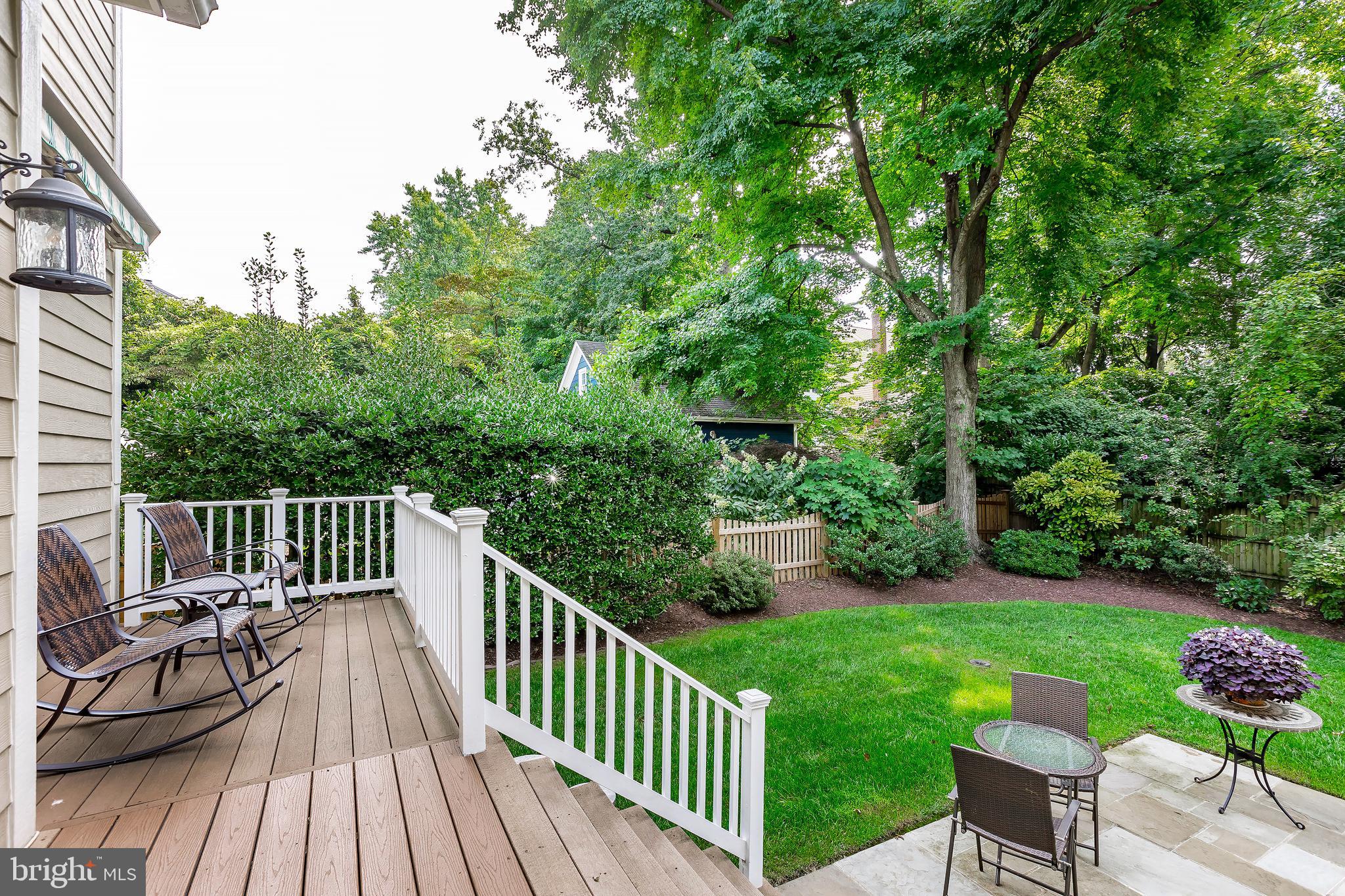 OAKMONT - Residential