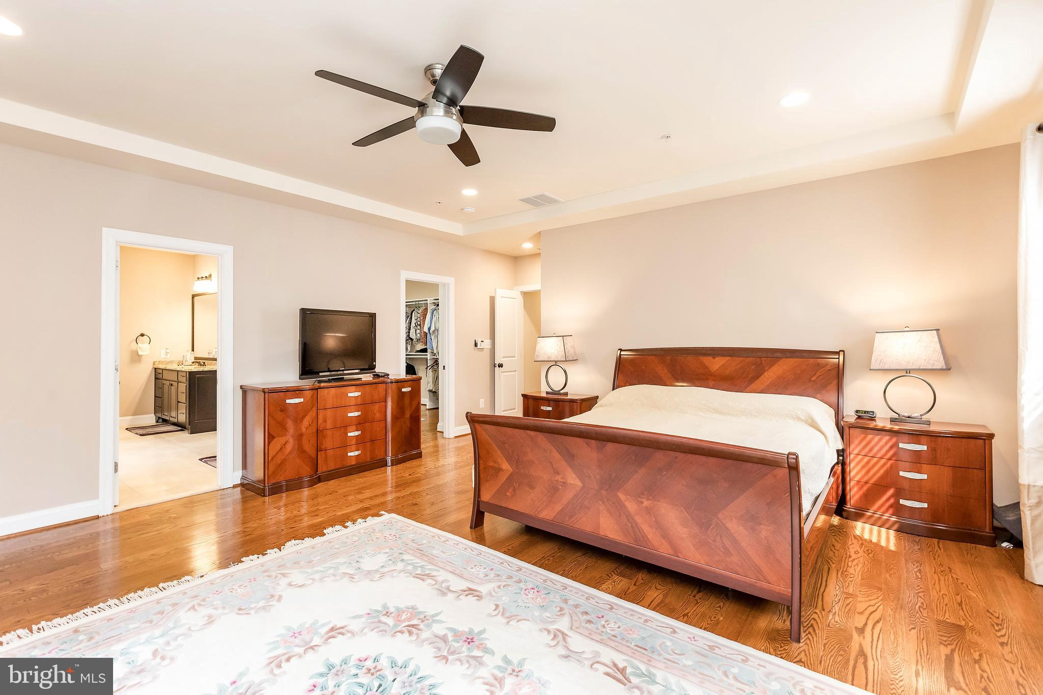 OAKMONT - Residential