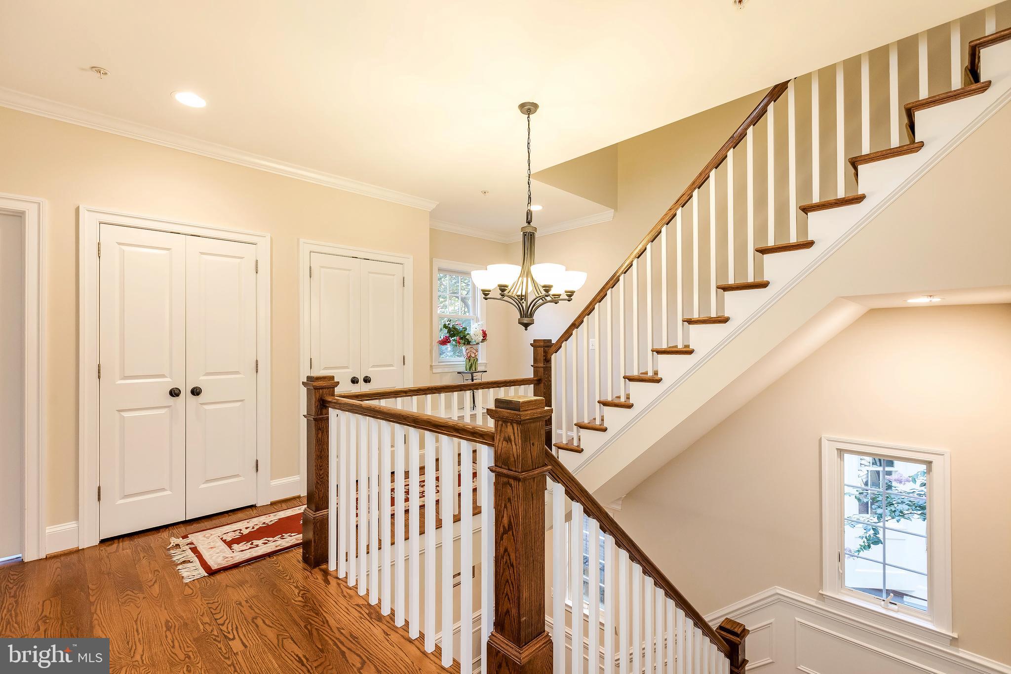 OAKMONT - Residential