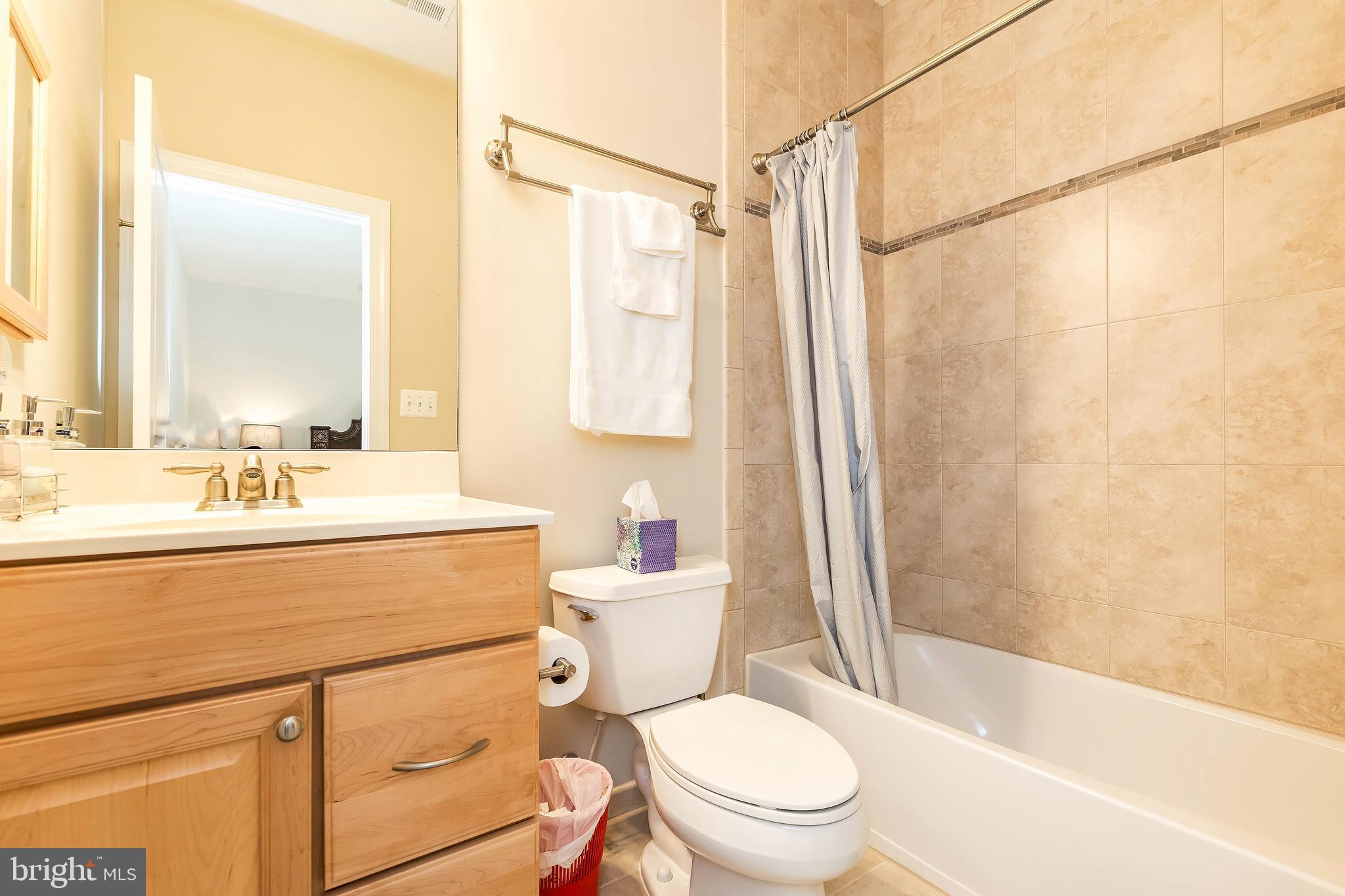 OAKMONT - Residential