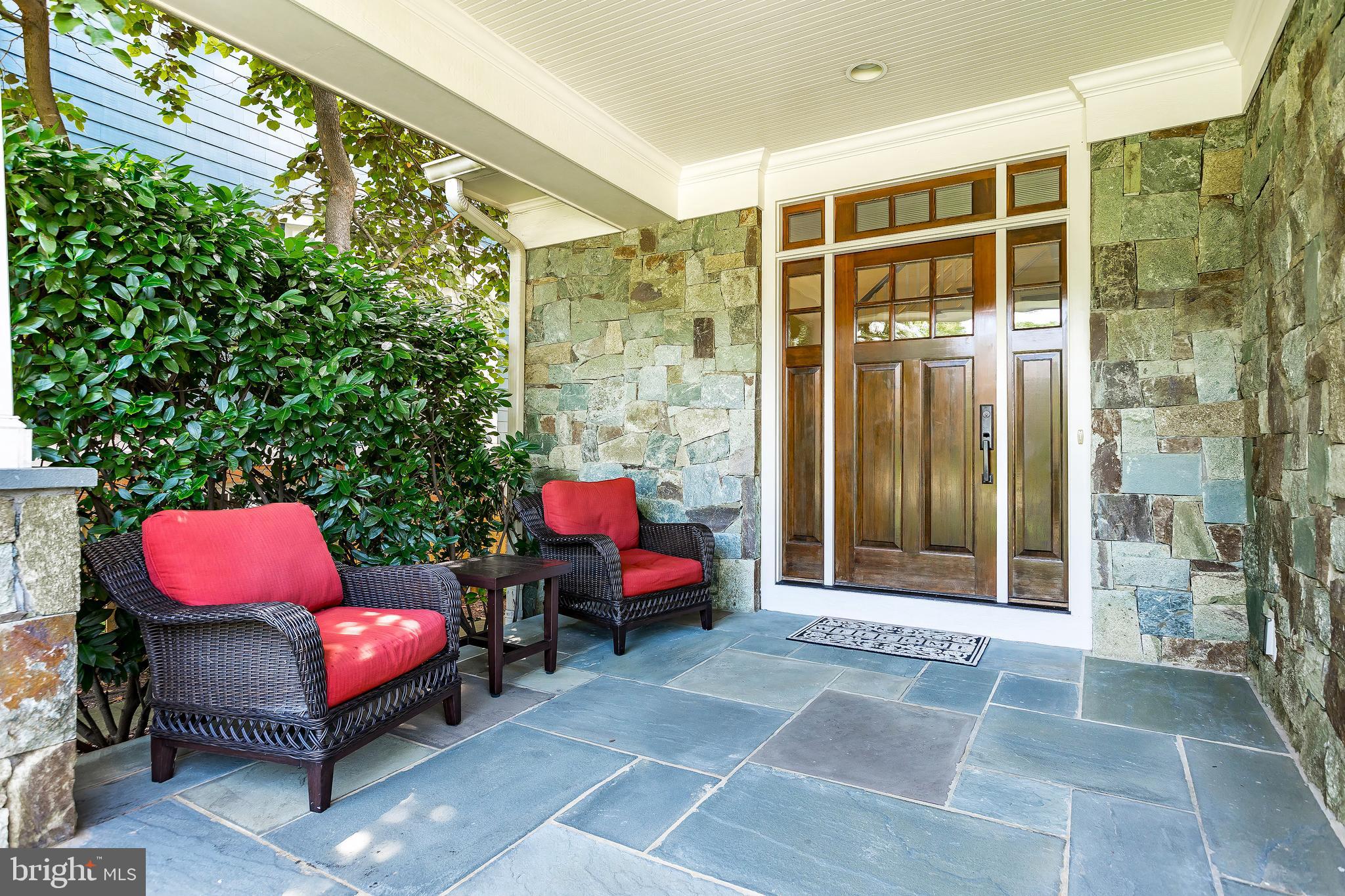 OAKMONT - Residential