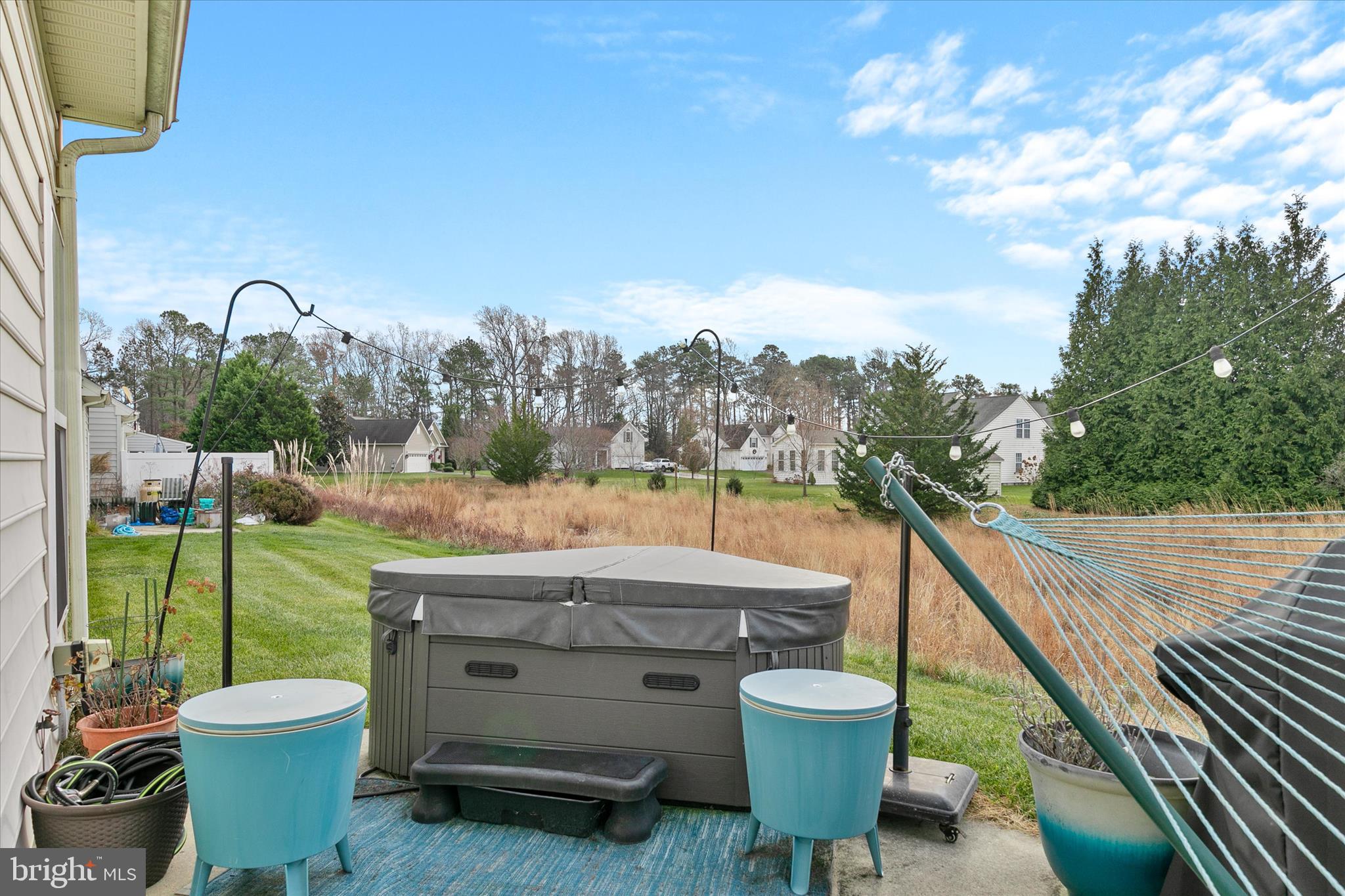 BAY SHORES - Residential