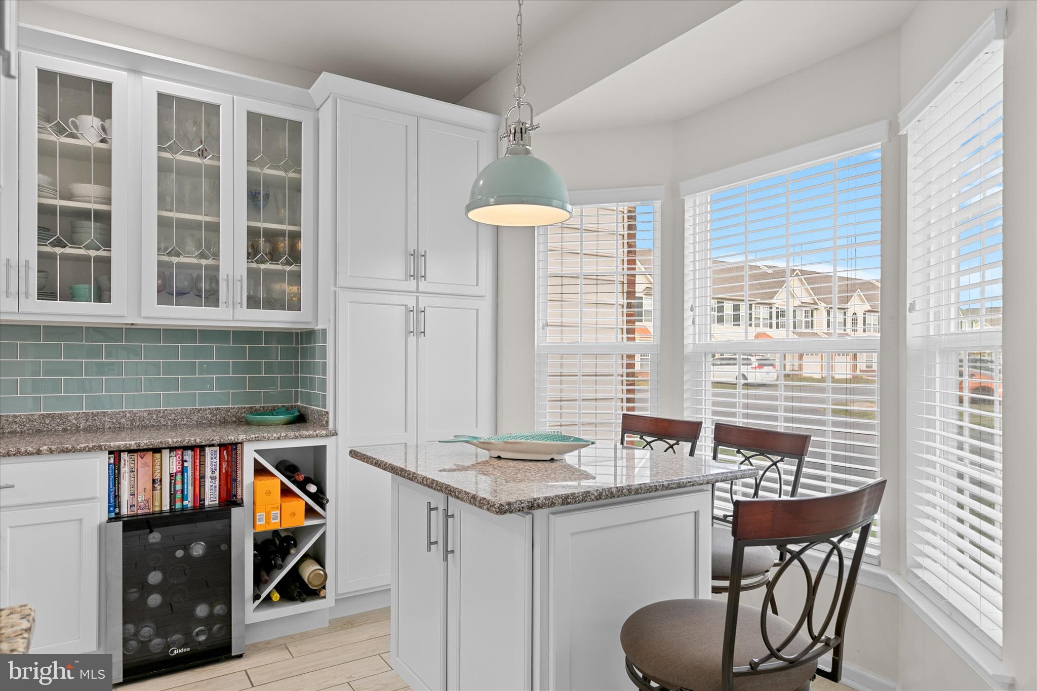 BAY SHORES - Residential