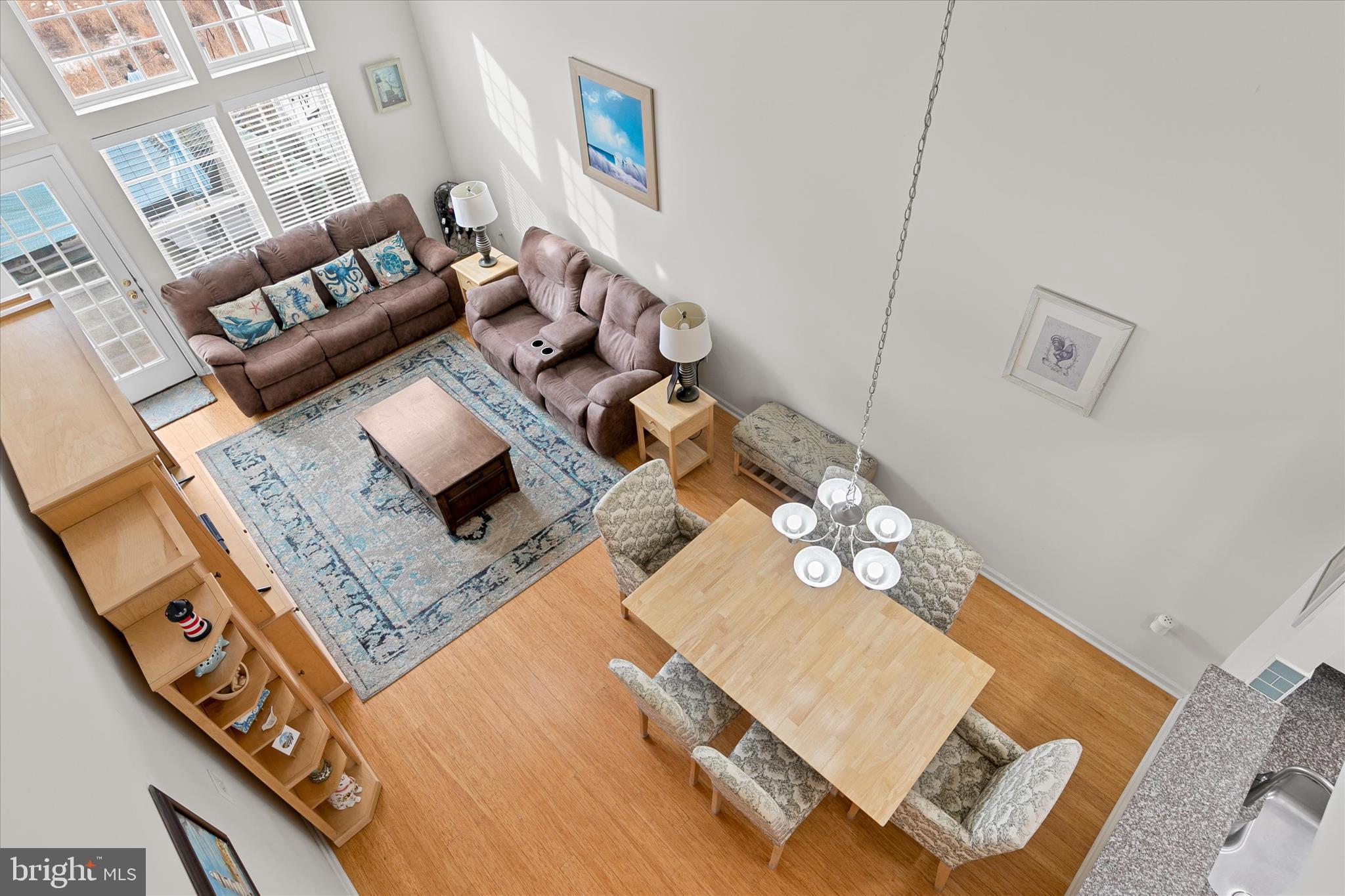 BAY SHORES - Residential